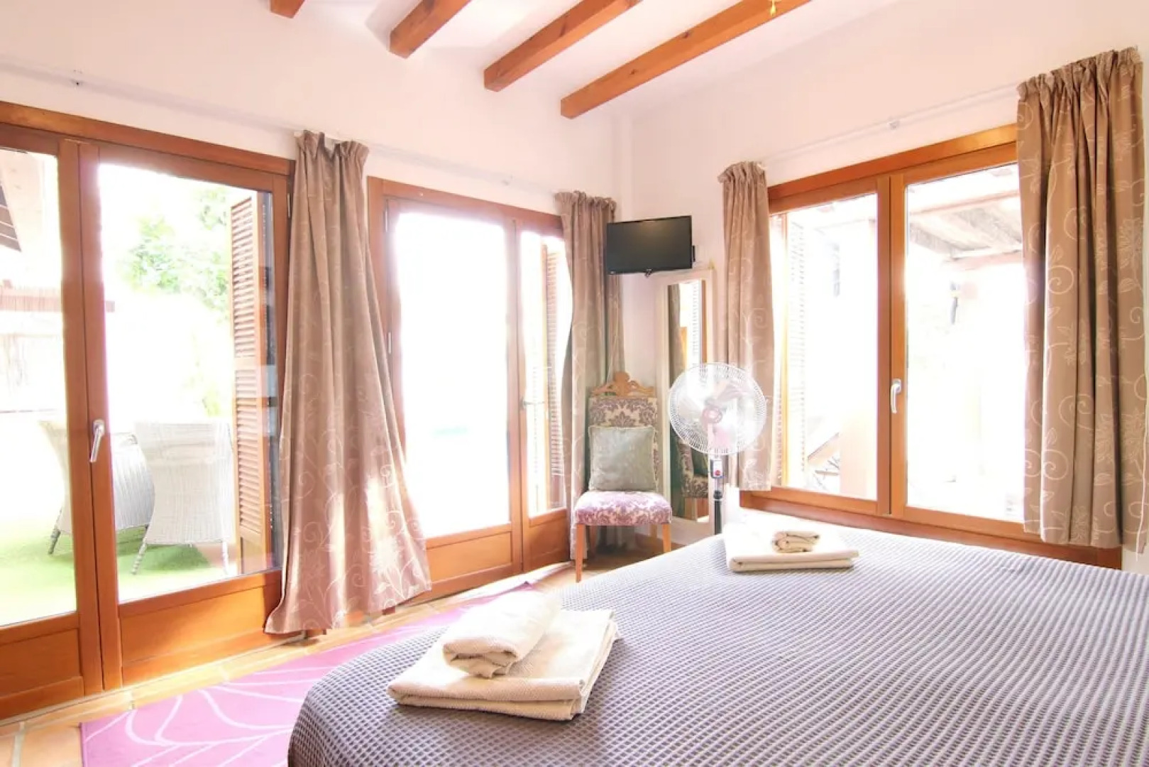 Villa With 5 Bedrooms in Baños y Mendigos, With Wonderful Mountain Vie