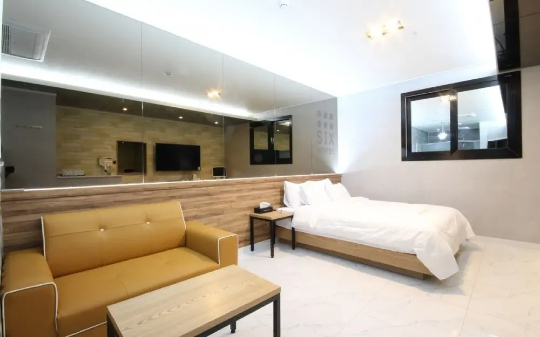Yeongduk Six Hotel