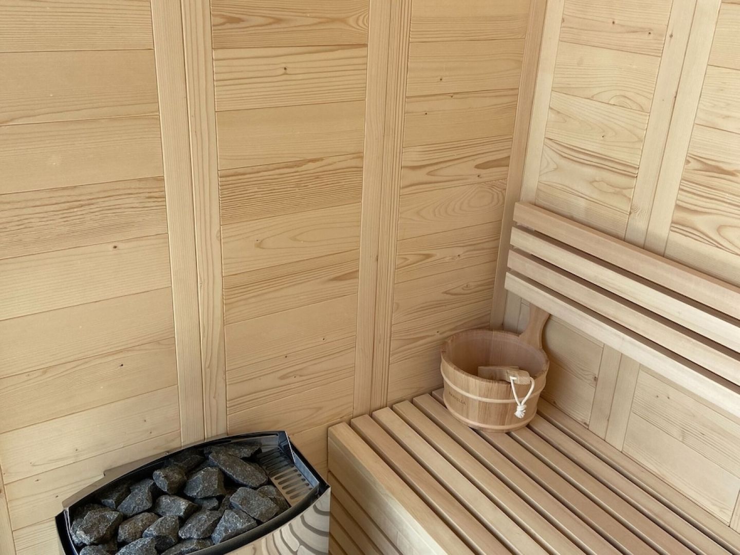 Modern Villa w Private Pool in Plakias, Jacuzzi, Children Area, Ping Pong Table, Walk to Restaurant