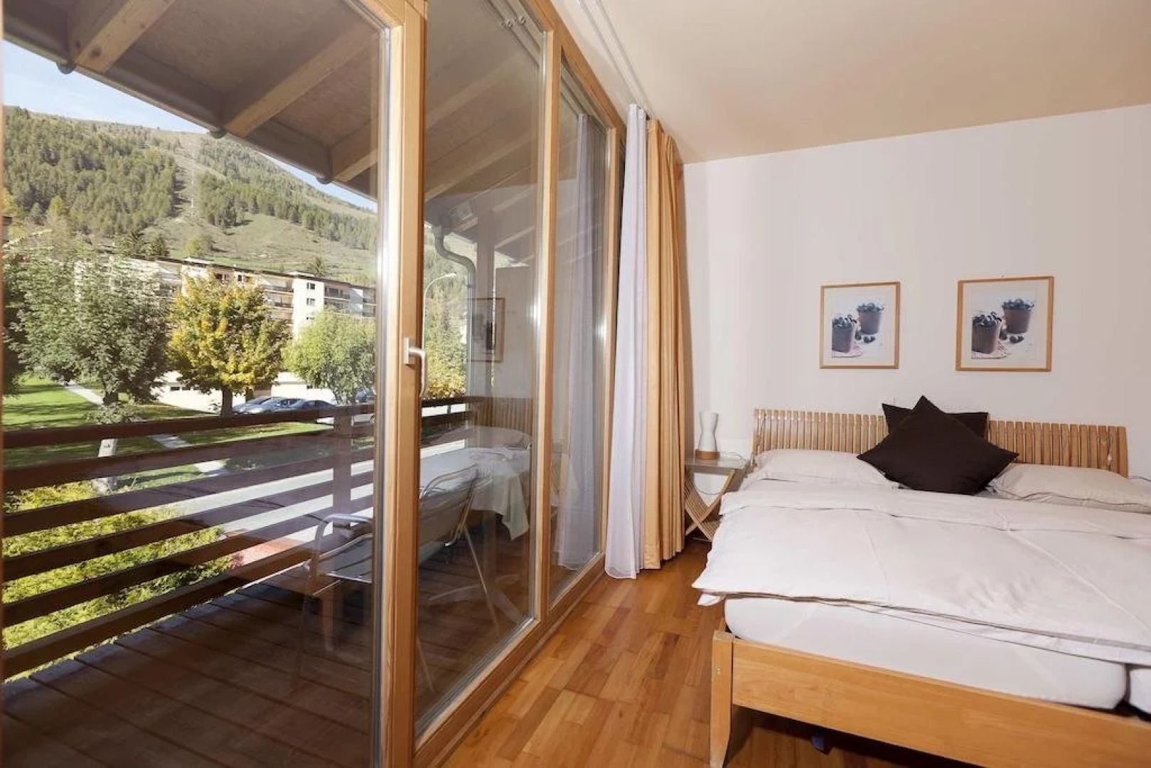 Hotel Arnica Scuol - Adults only