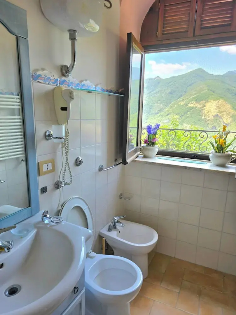 Tramonti Divini Amalfi Country House