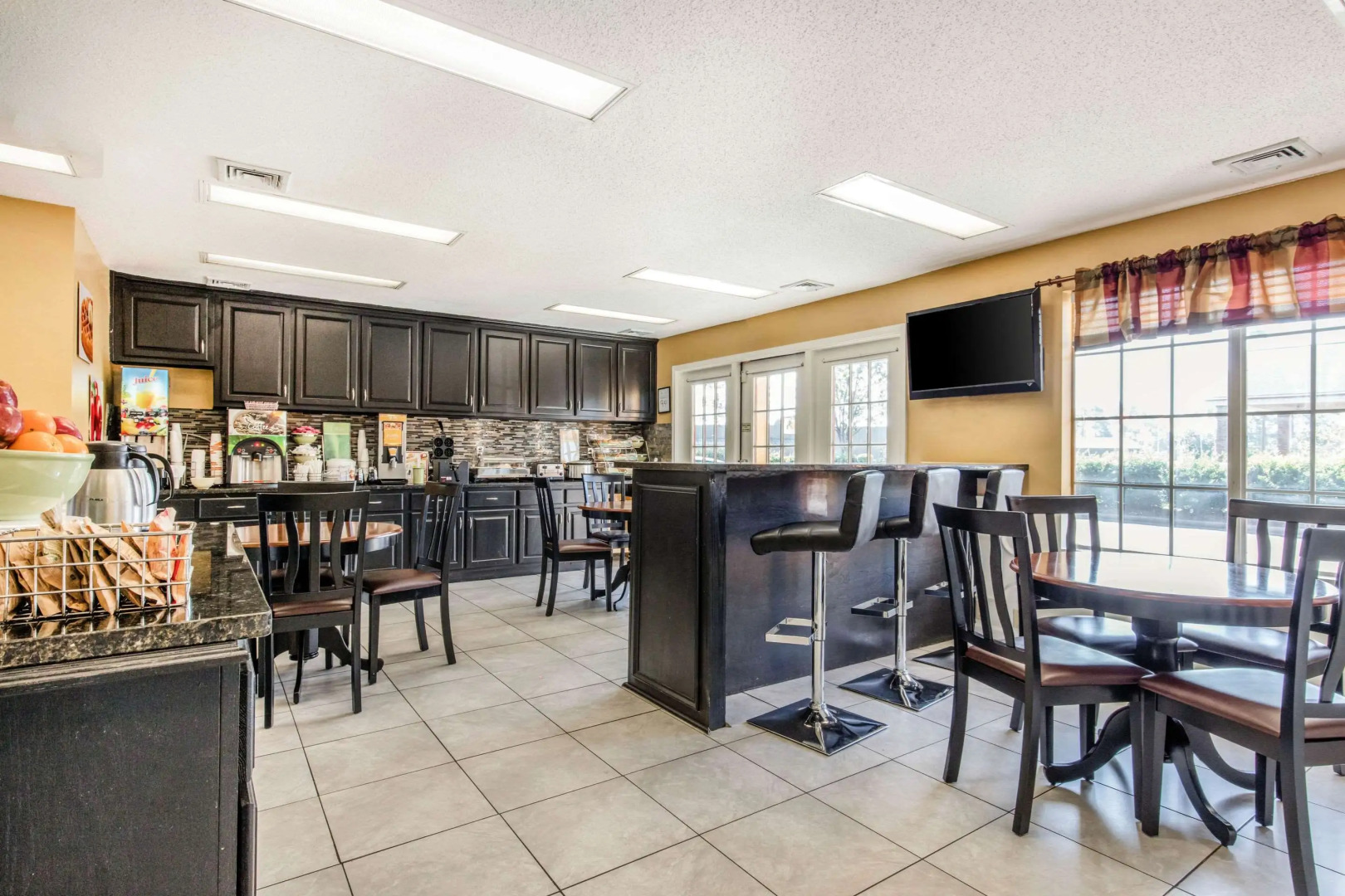 Quality Inn Bessemer I-20 exit 108