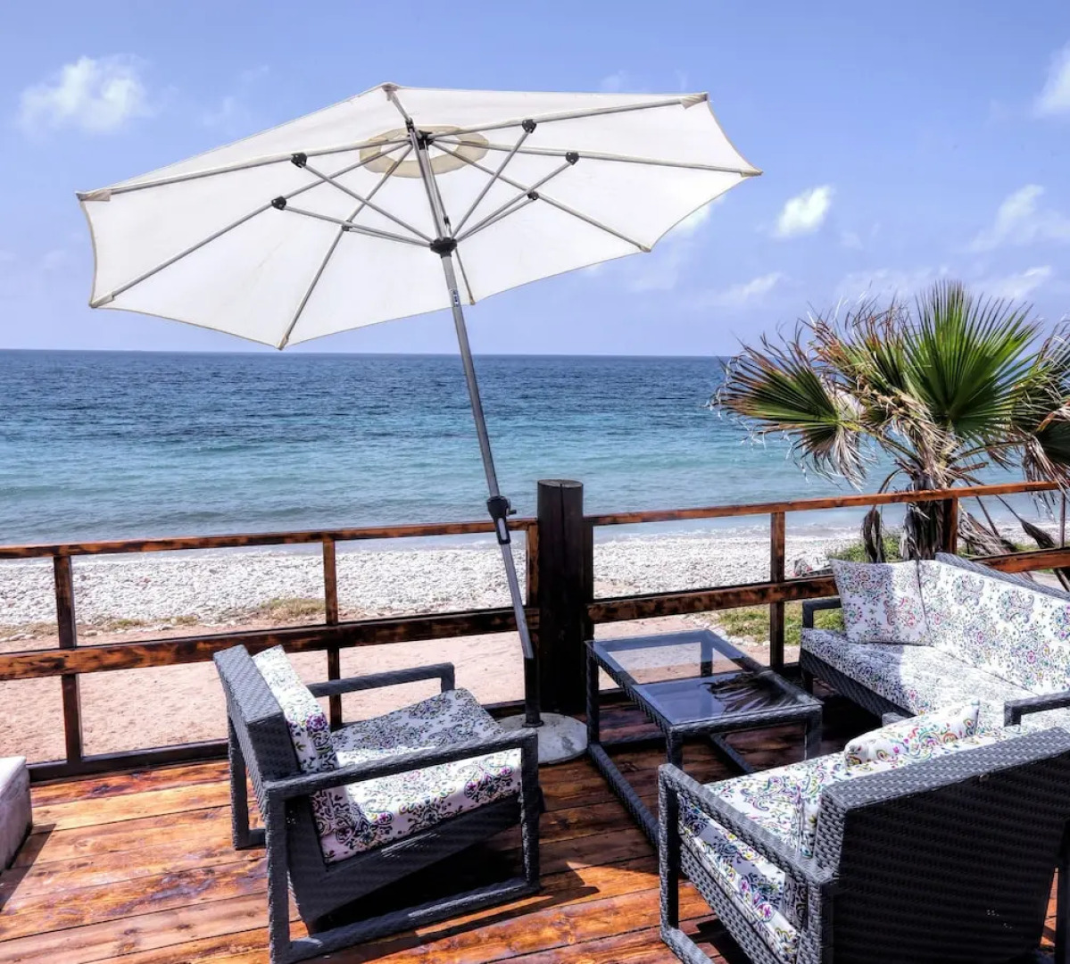 Turquoise Beach Resort