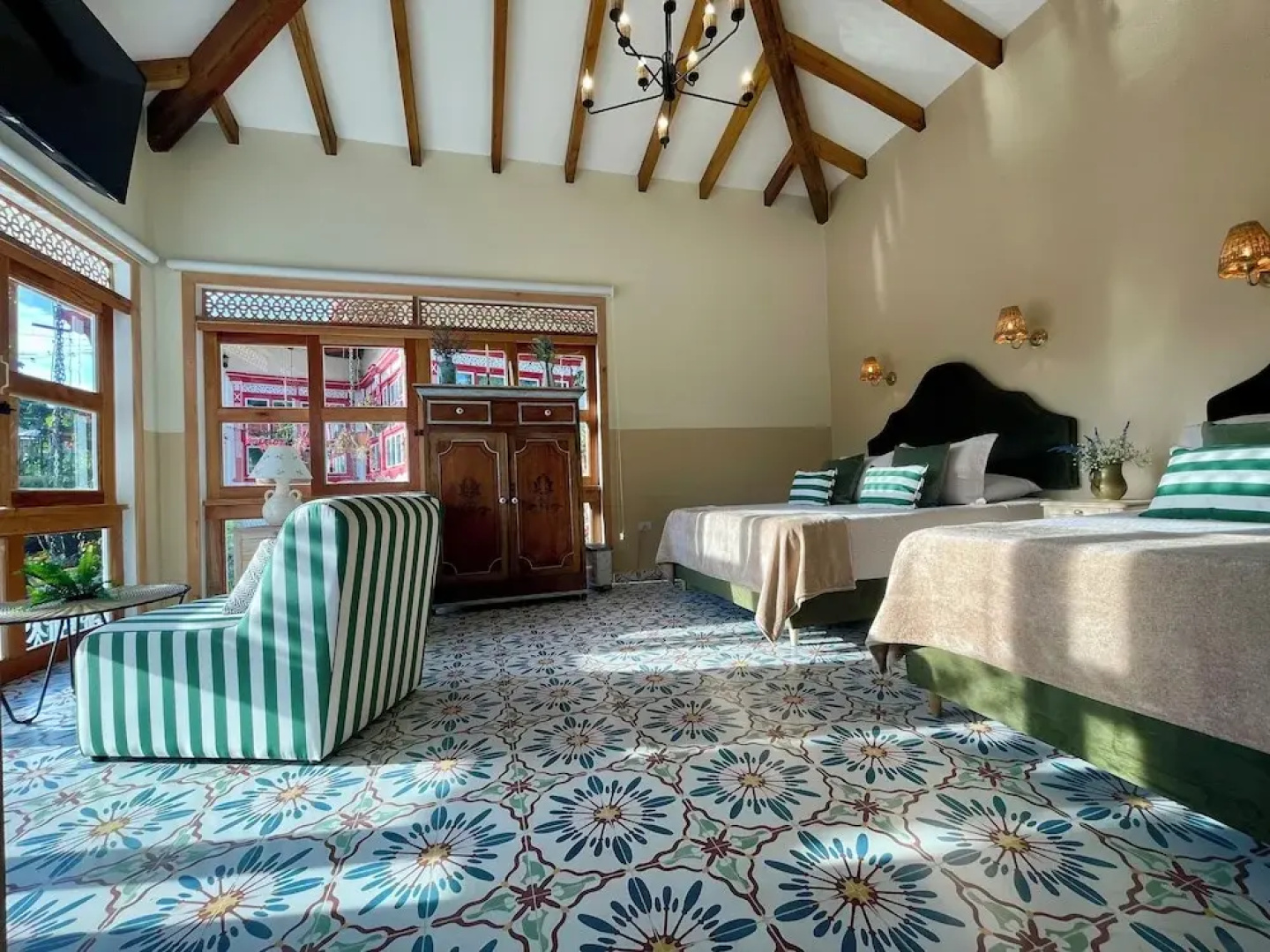 Hotel Lago Valdivia