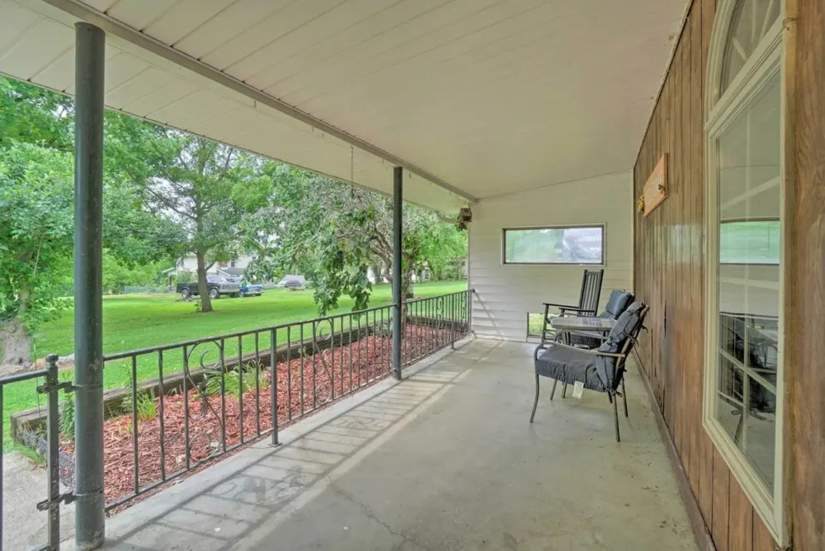 Quaint Zanesville Home w/ Game Room & Yard!