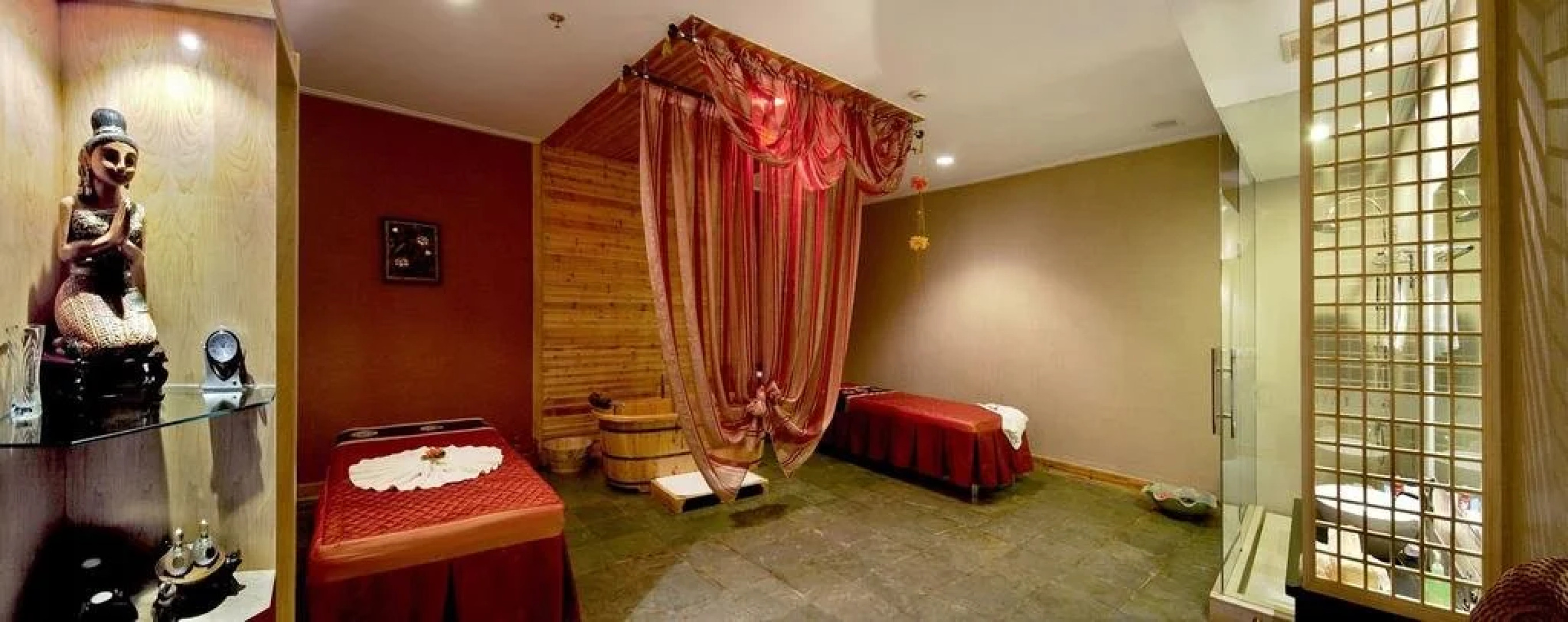 Legend Holiday Hotel