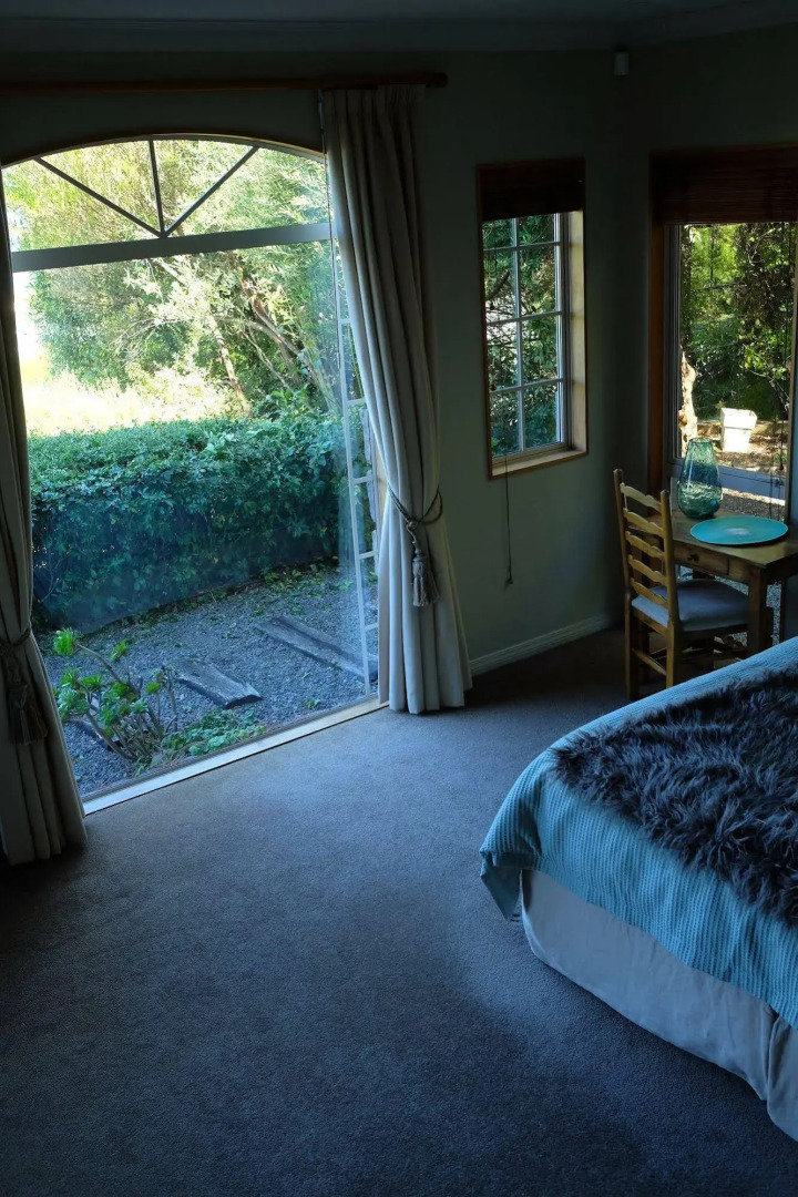 Acacia Bays Tauhara Sunrise Lodge