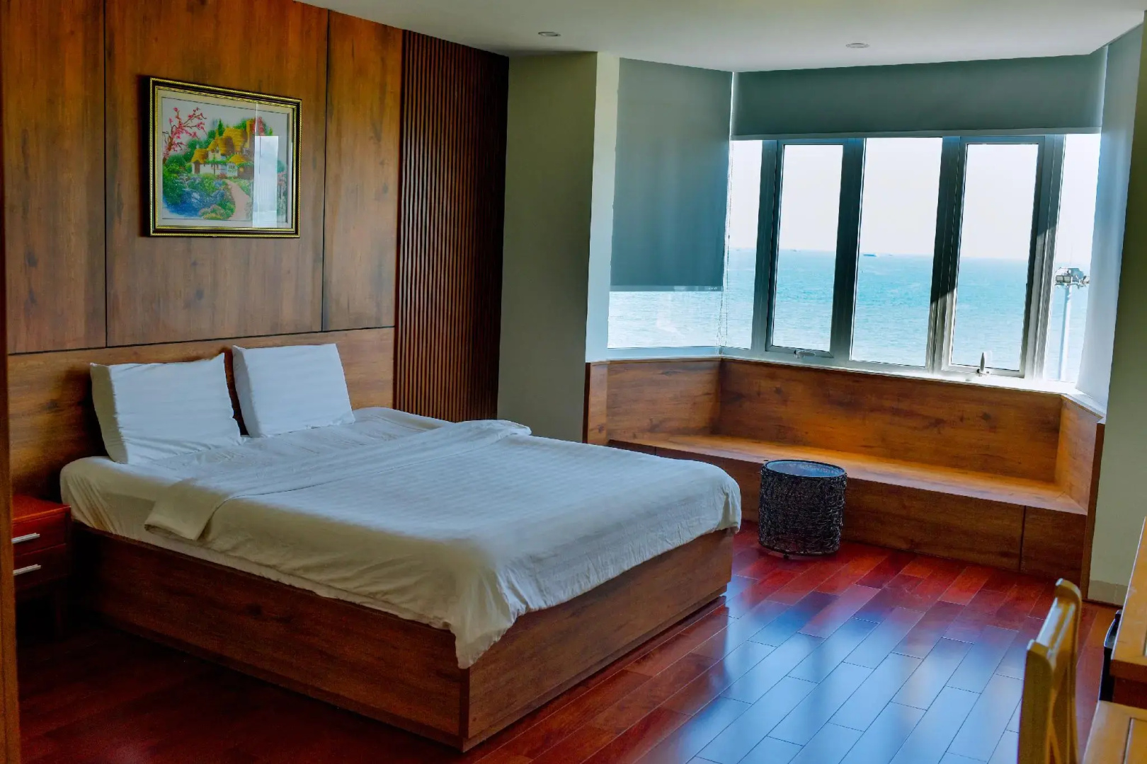 Ly Ky Hotel