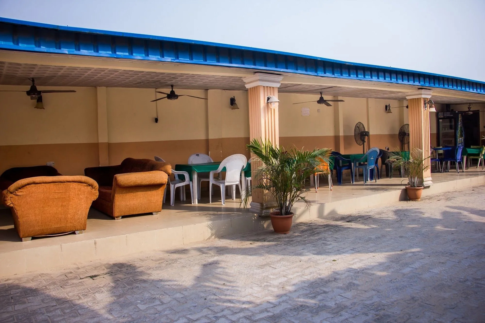 Warike Hotel and Suites