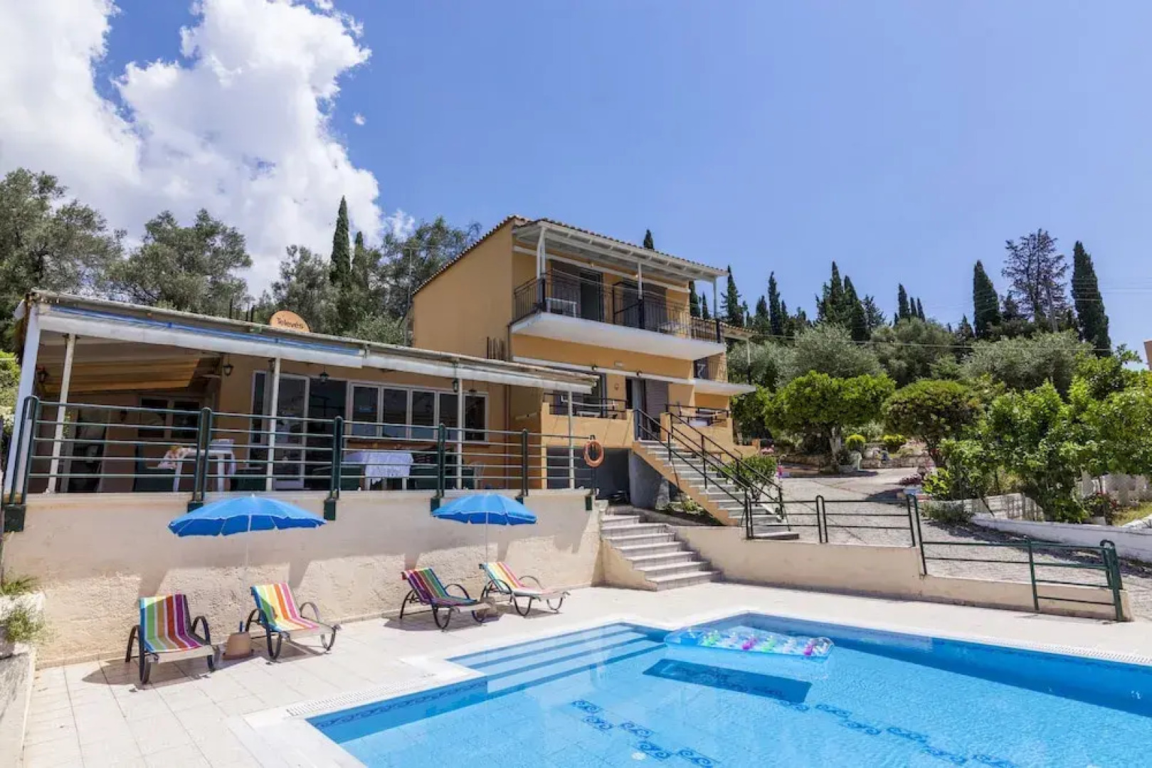 Ipsos Pool Apartments, Villa Maria, First Floor By Konnect