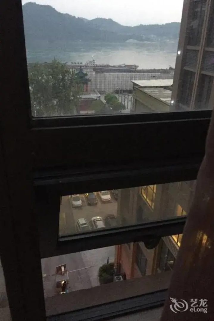 Yichang Riverside No 1 Hotel