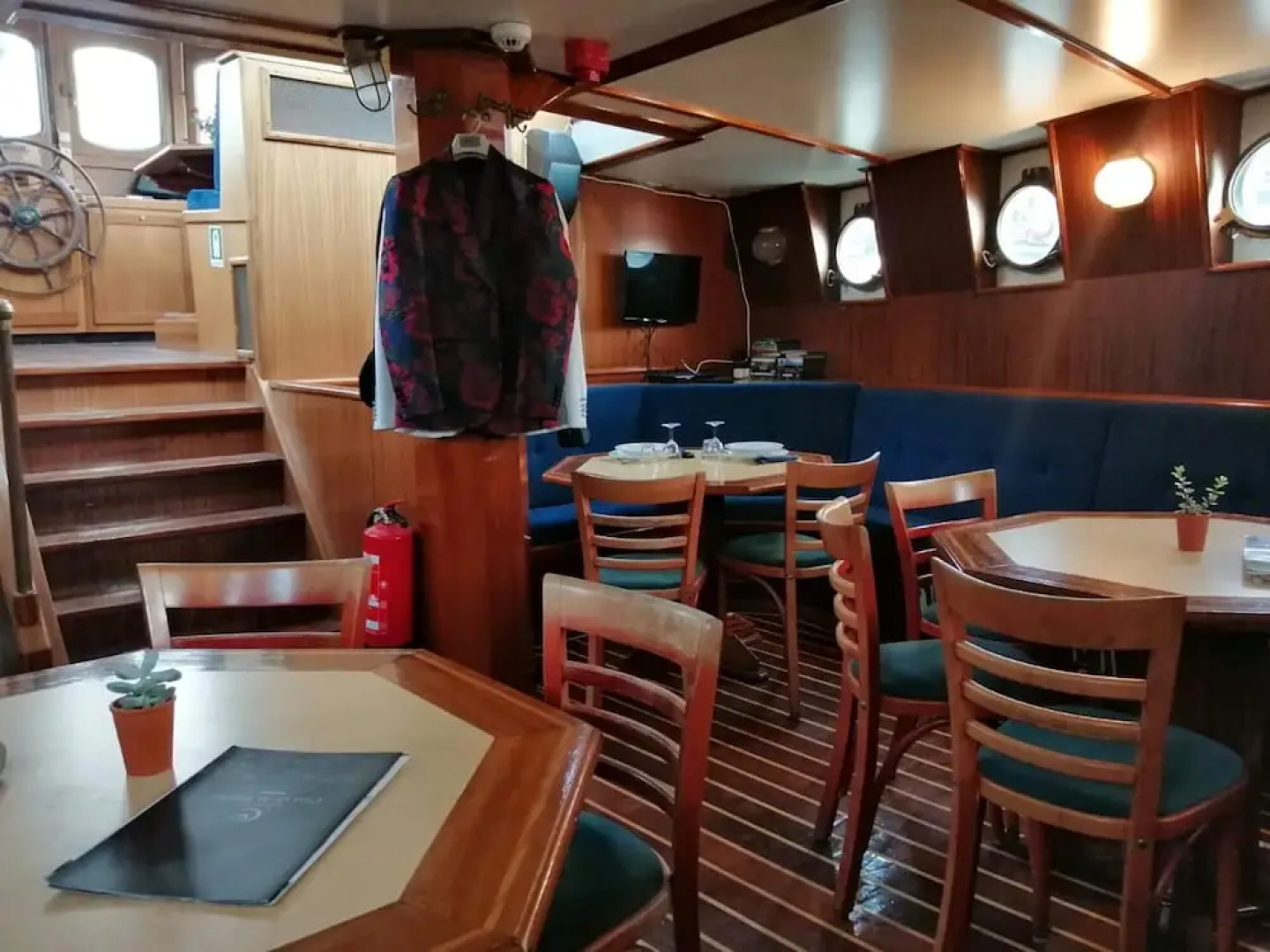 Immaculate 8-bed Cottage in Harlingen