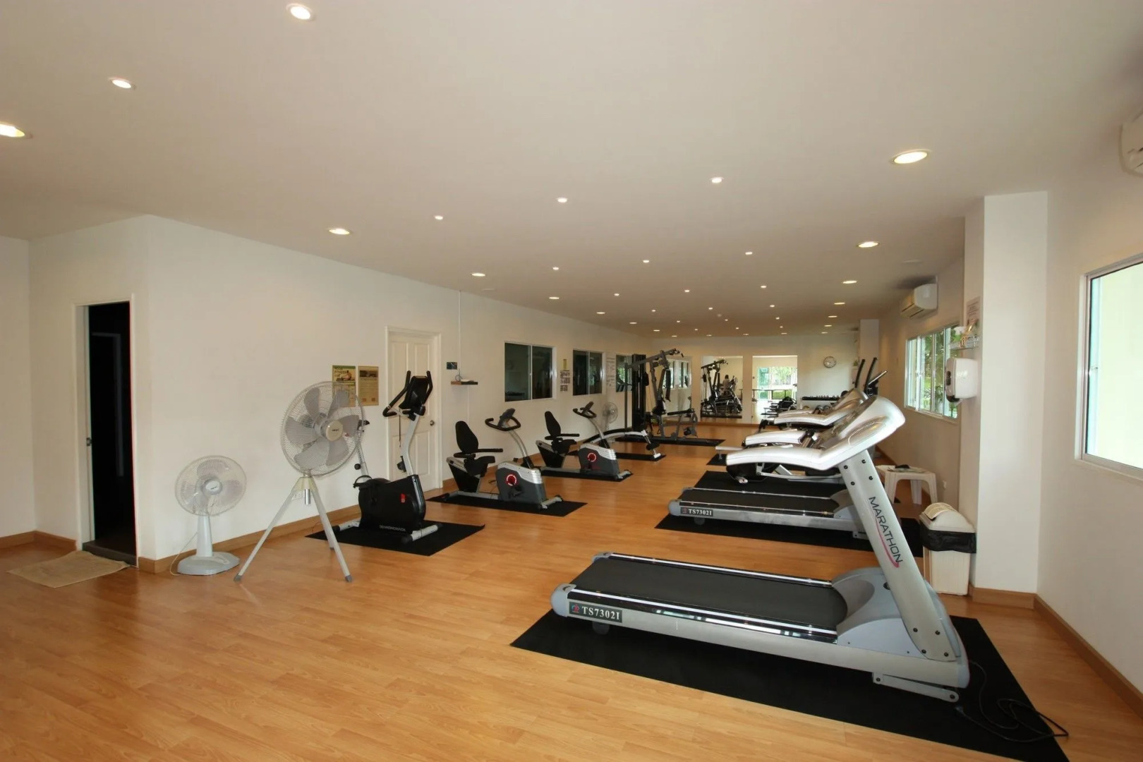 Bang Sarey Nordic Resort