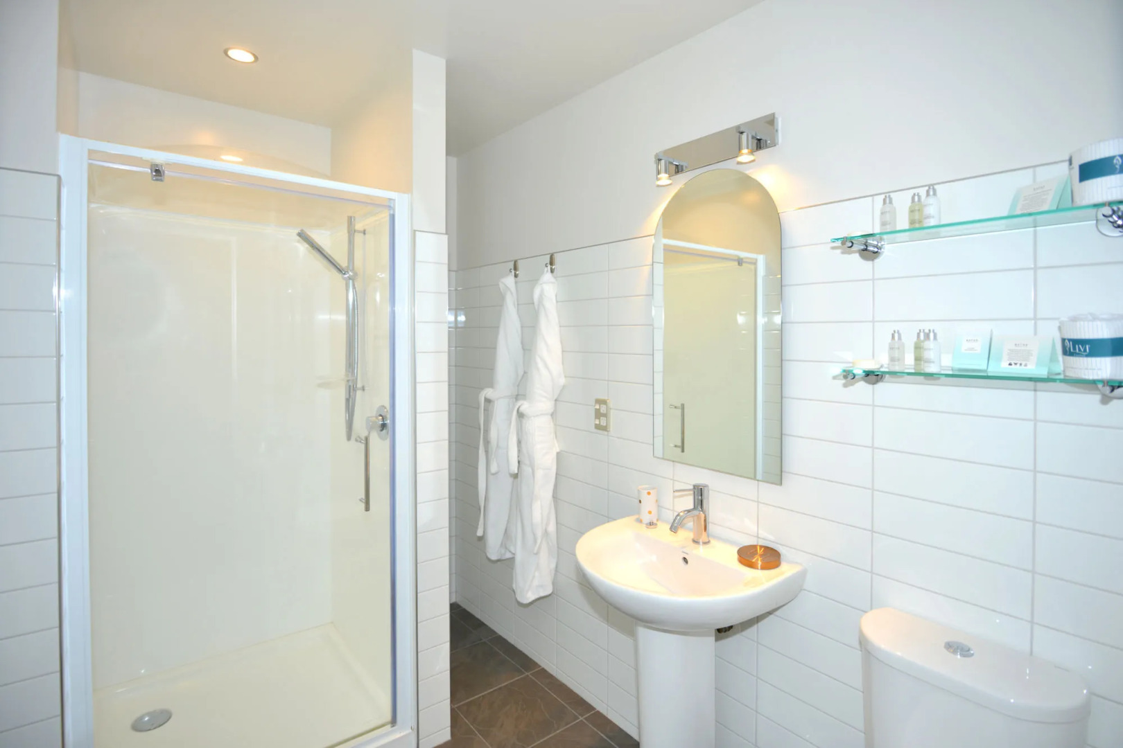 Southwark Hotel & Apartments