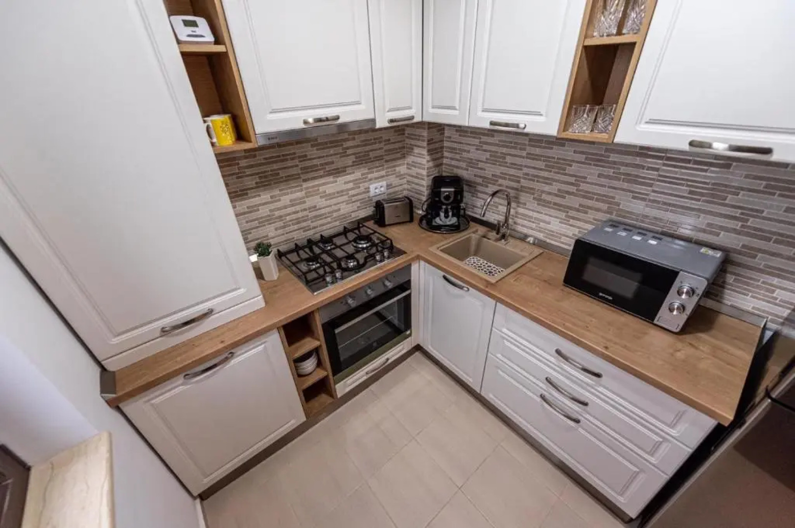 Apartment Sunset Lake View