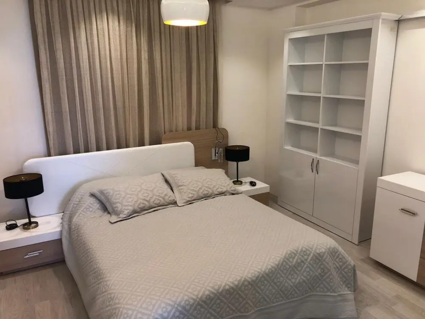 GoldenPark King Suites with Balcony & Sea view