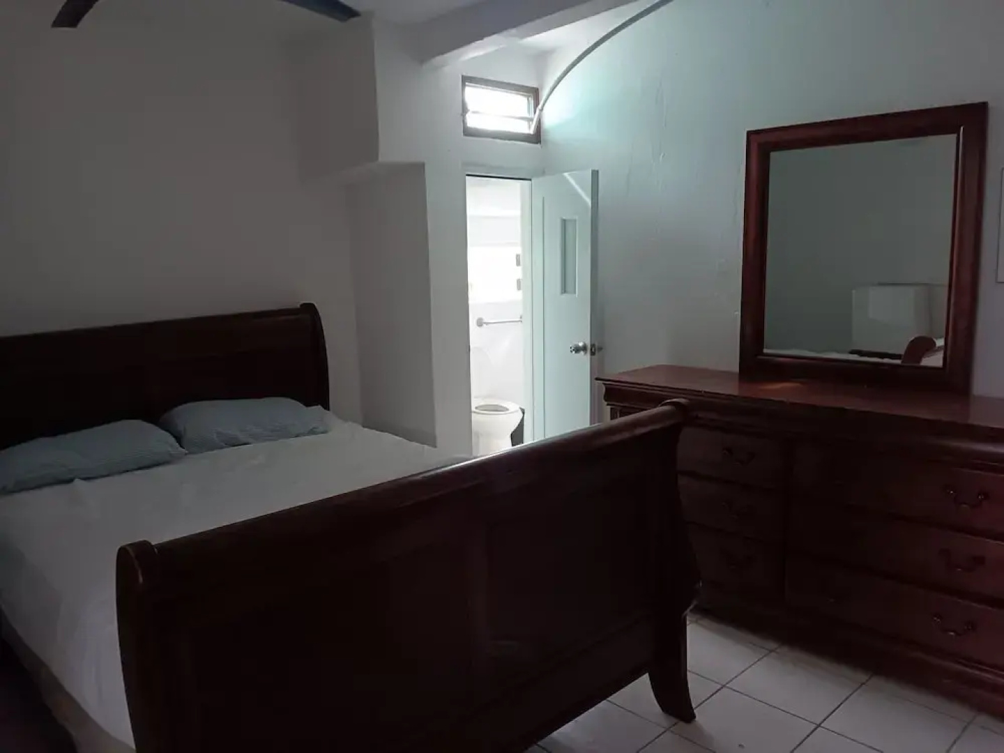 Dressrosa Guest house
