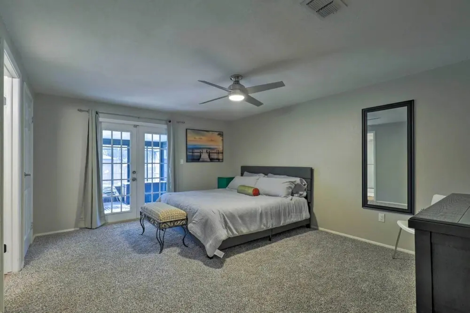 Near Beaches & Dining: Palm Harbor Gem w/ Pool