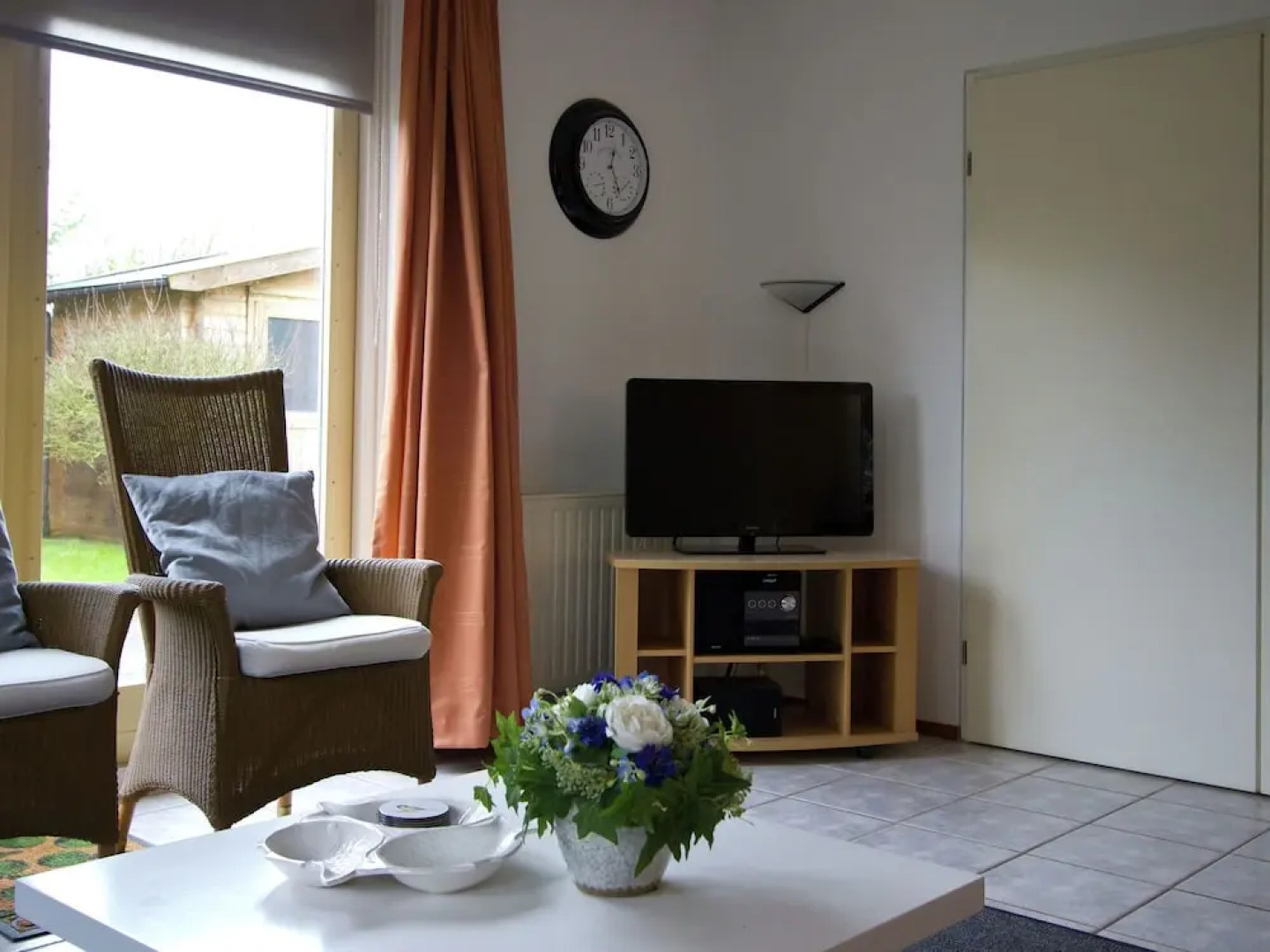 Spacious Home With Wifi at 200 m. From the Beach