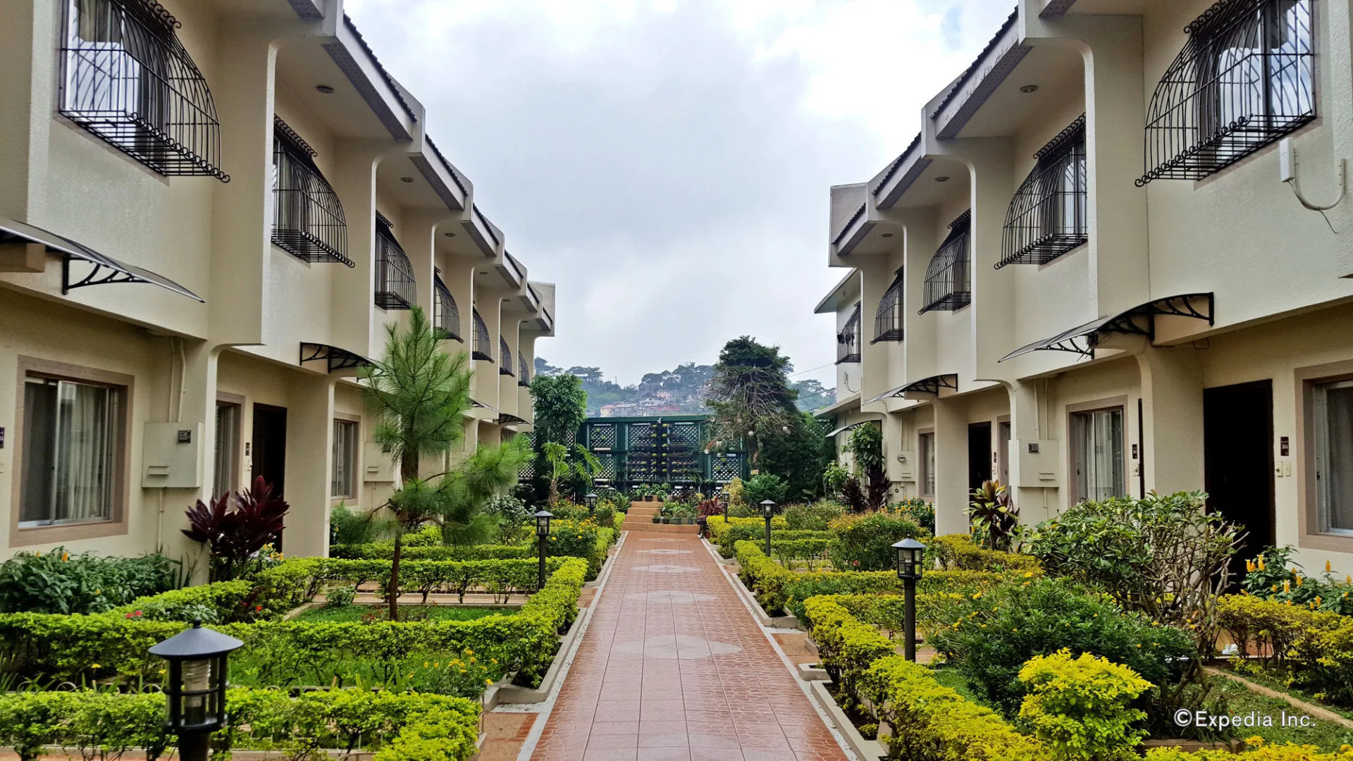 Baguio Holiday Villas