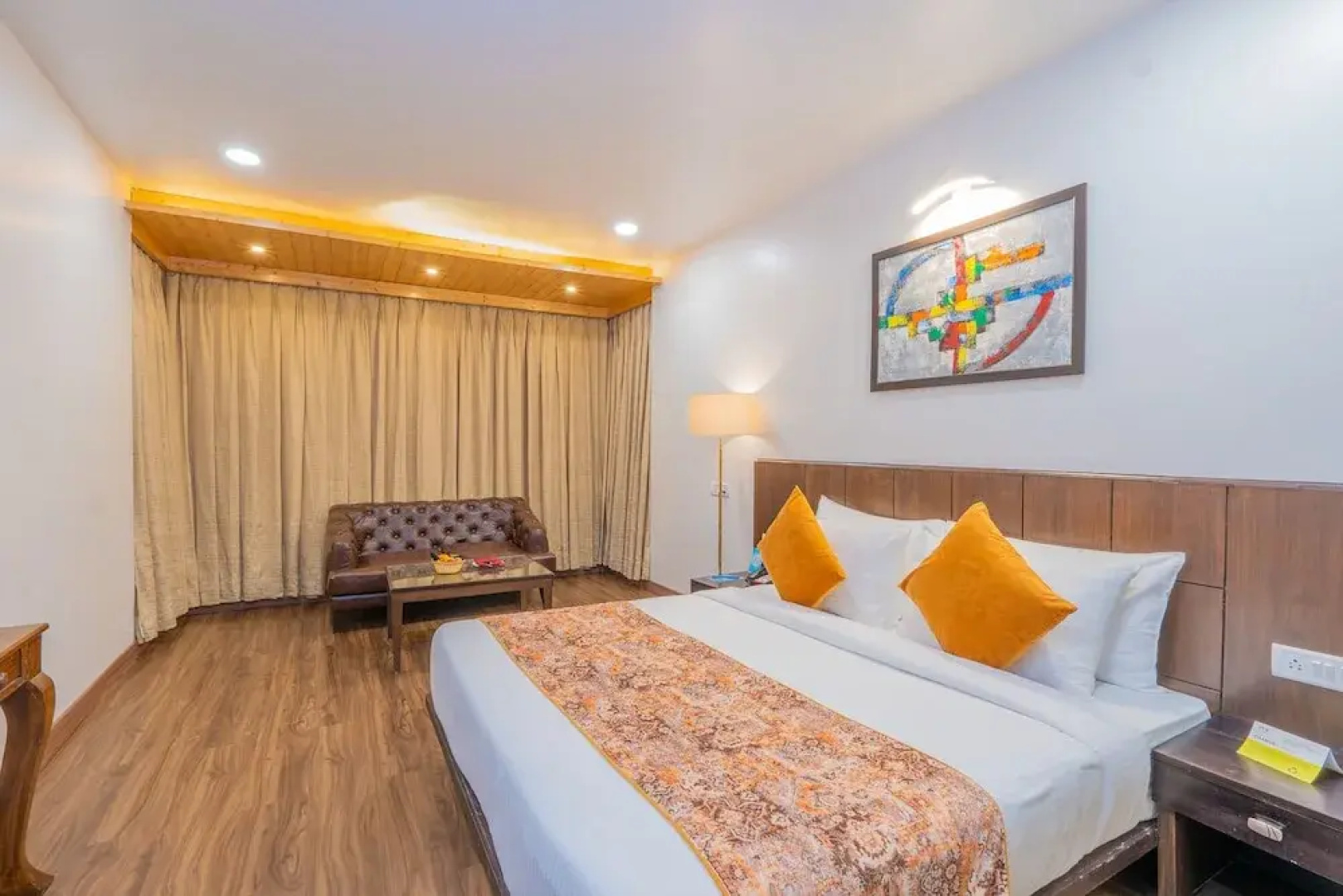 Woodrock Hotel Manali