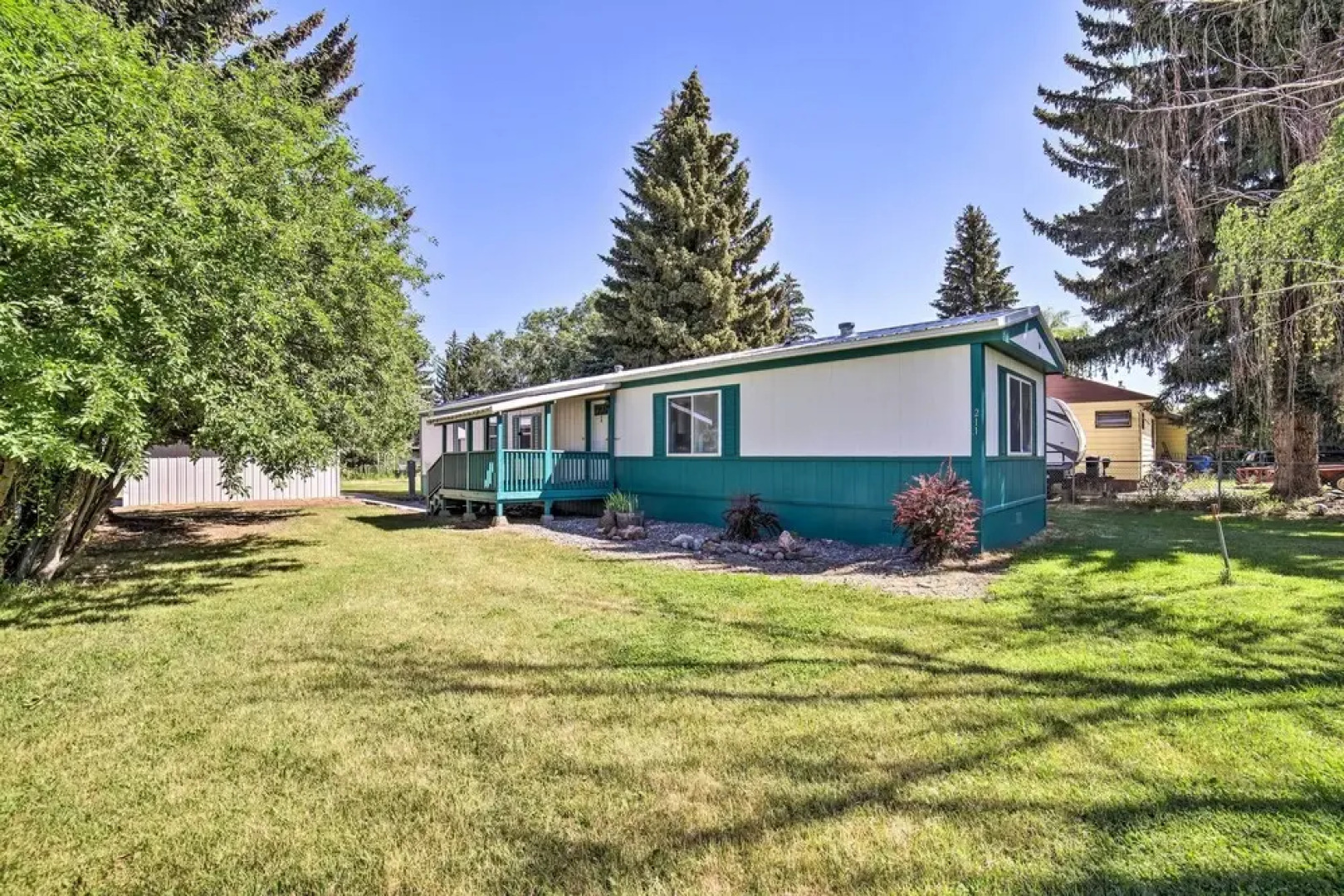 Cozy Ashton Abode w/ Yard - Near Park & Pool!