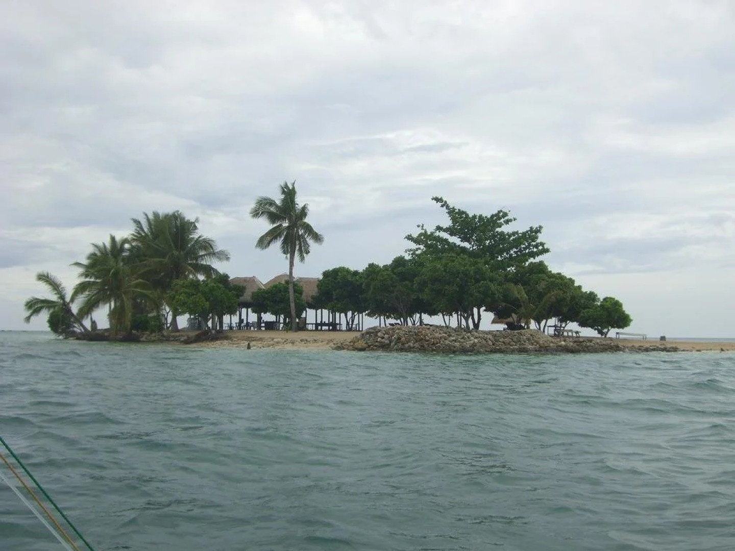 Edie's Bahay Aplaya and Spa