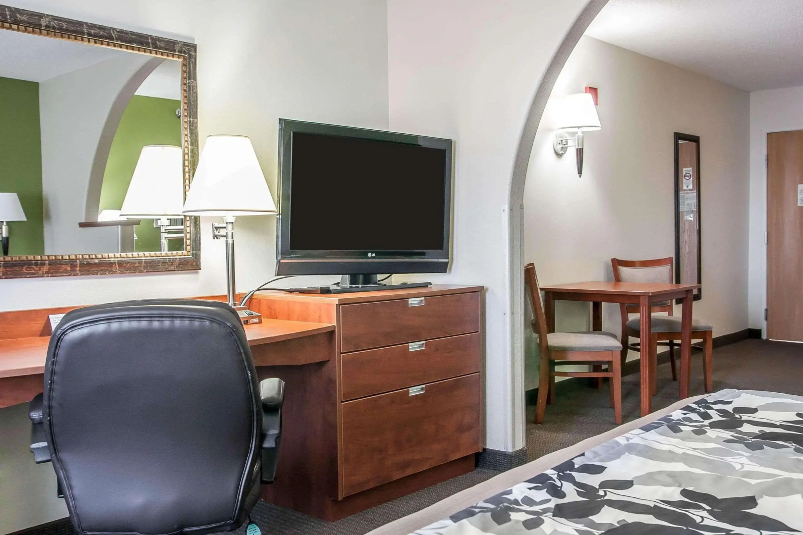 Sleep Inn & Suites Conference Center and Water Park