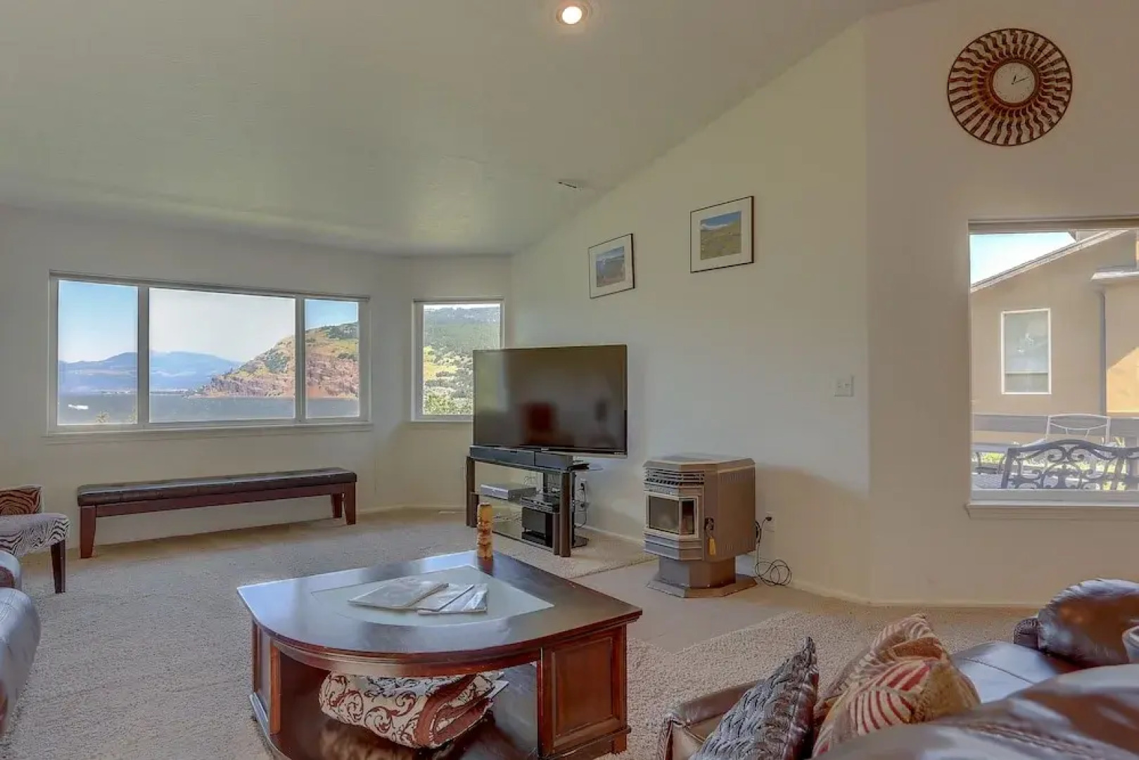 Amber Sunset 3 Bedroom Home by RedAwning