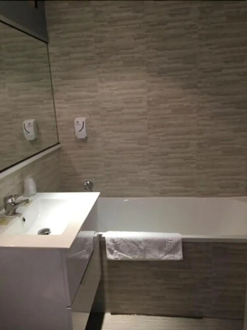 Hôtel Les Rives Bleues