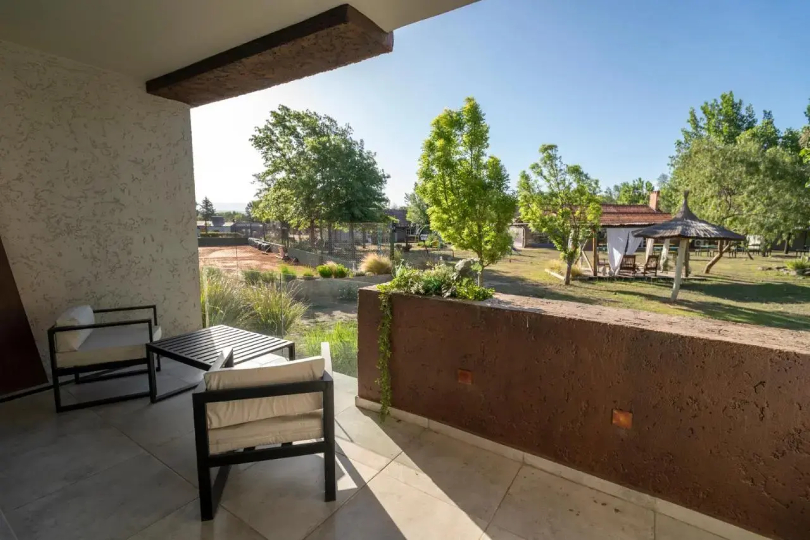 Complejo Valle del Sol