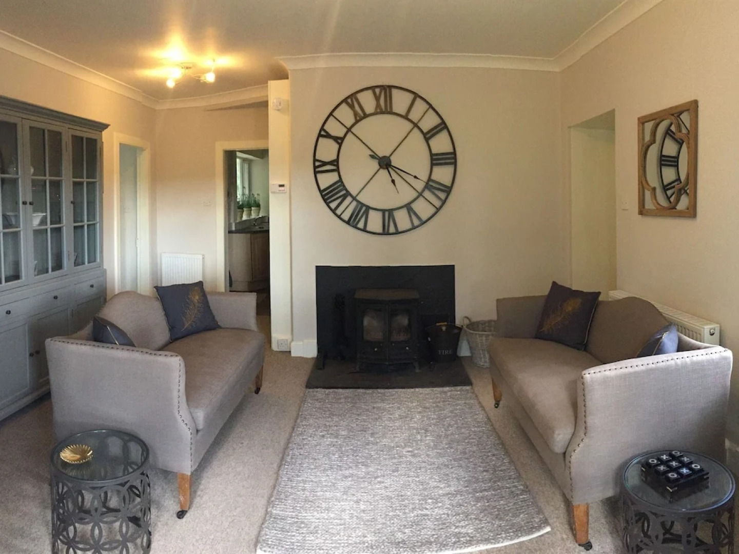 NEW Refurbished Cottage With hot tub