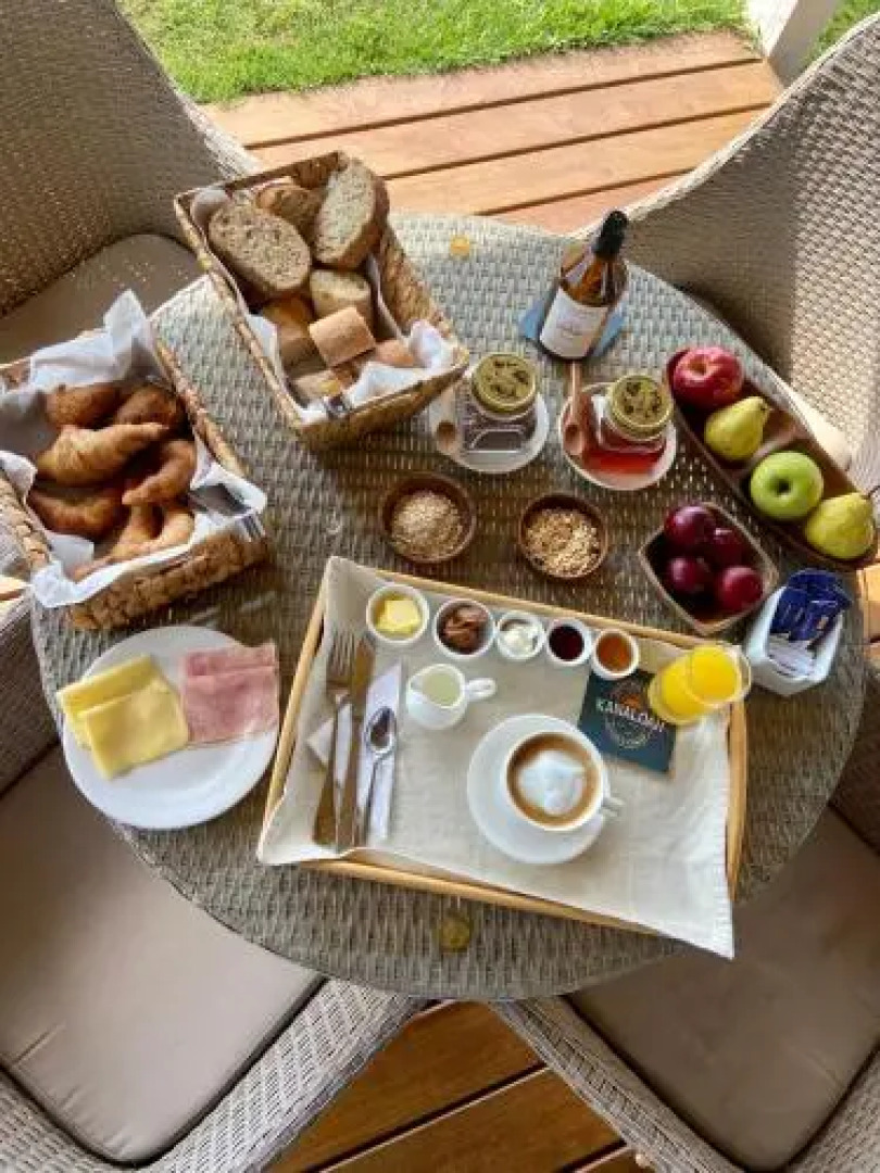 Kanaloah Lodge & Cabins