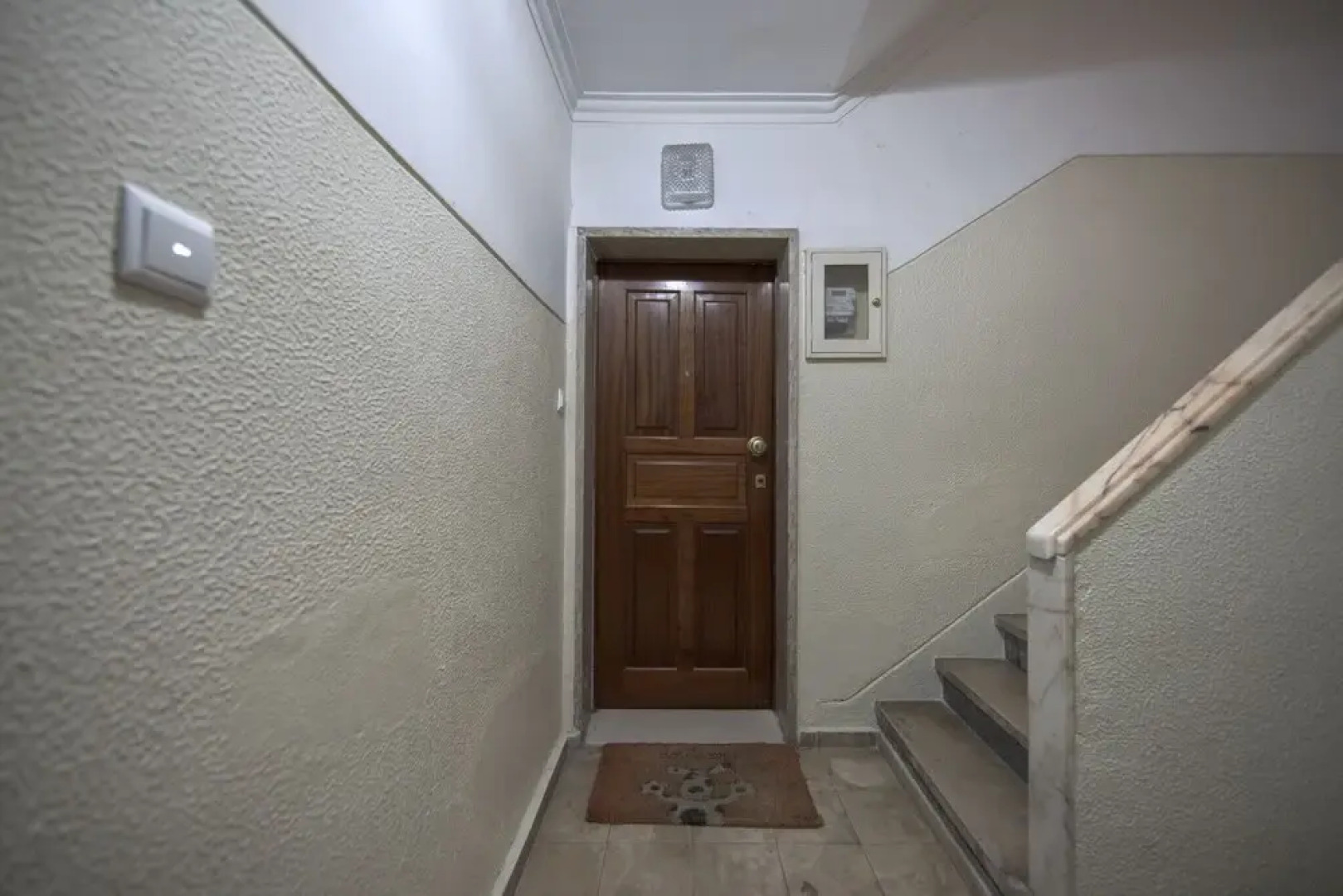 Jamor Terrace by Homing