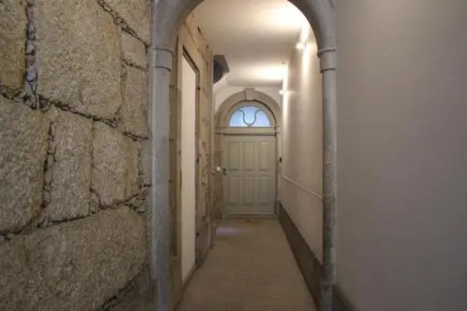 Practical and Comfortable Apartment with Garden