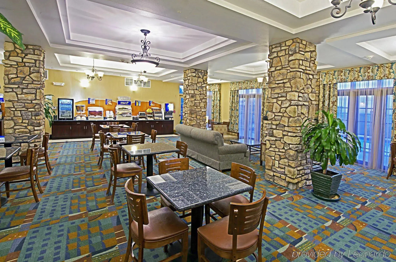 Holiday Inn Express & Suites Tucson by IHG