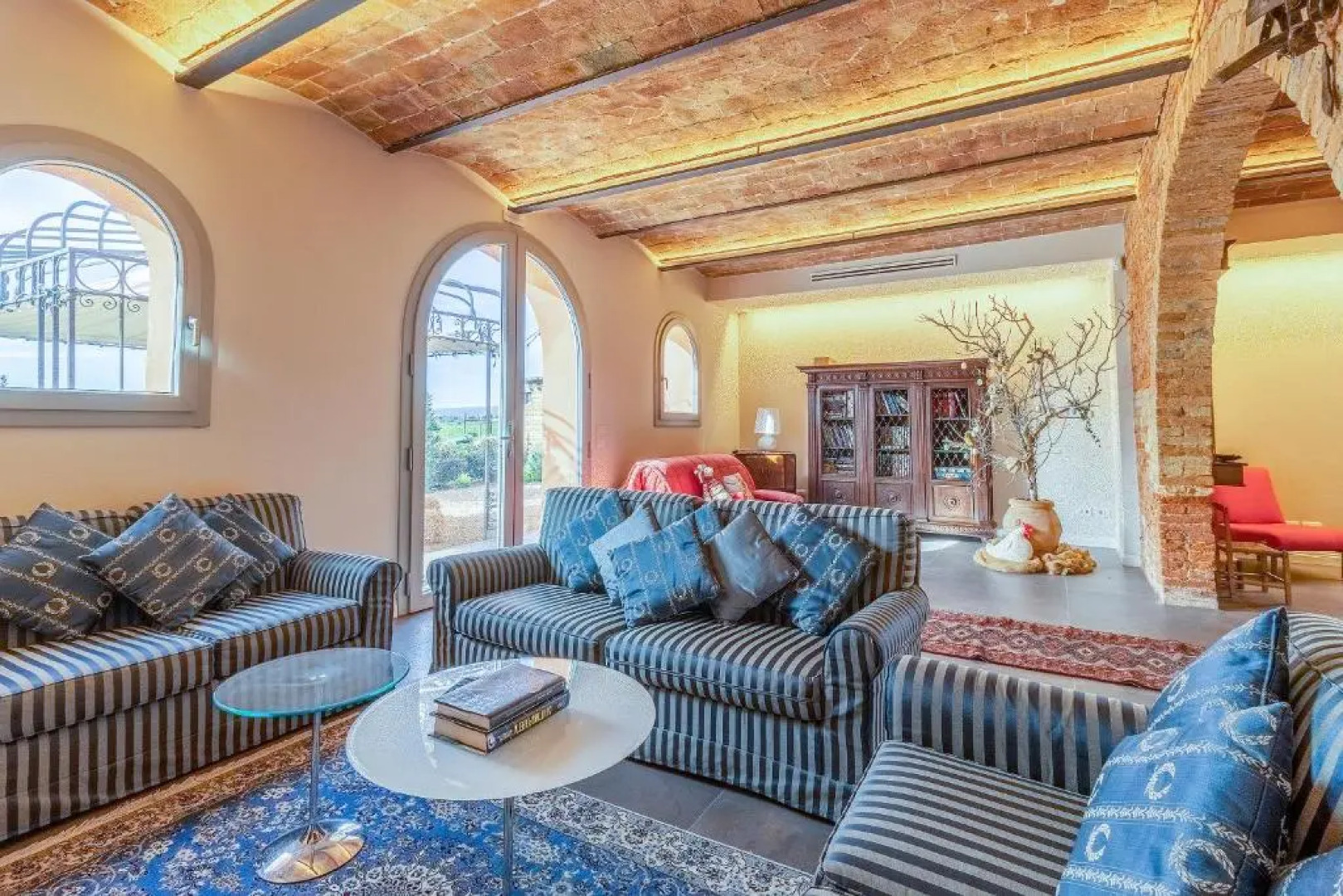 Casolare Clara with a beautiful Bio-Lake