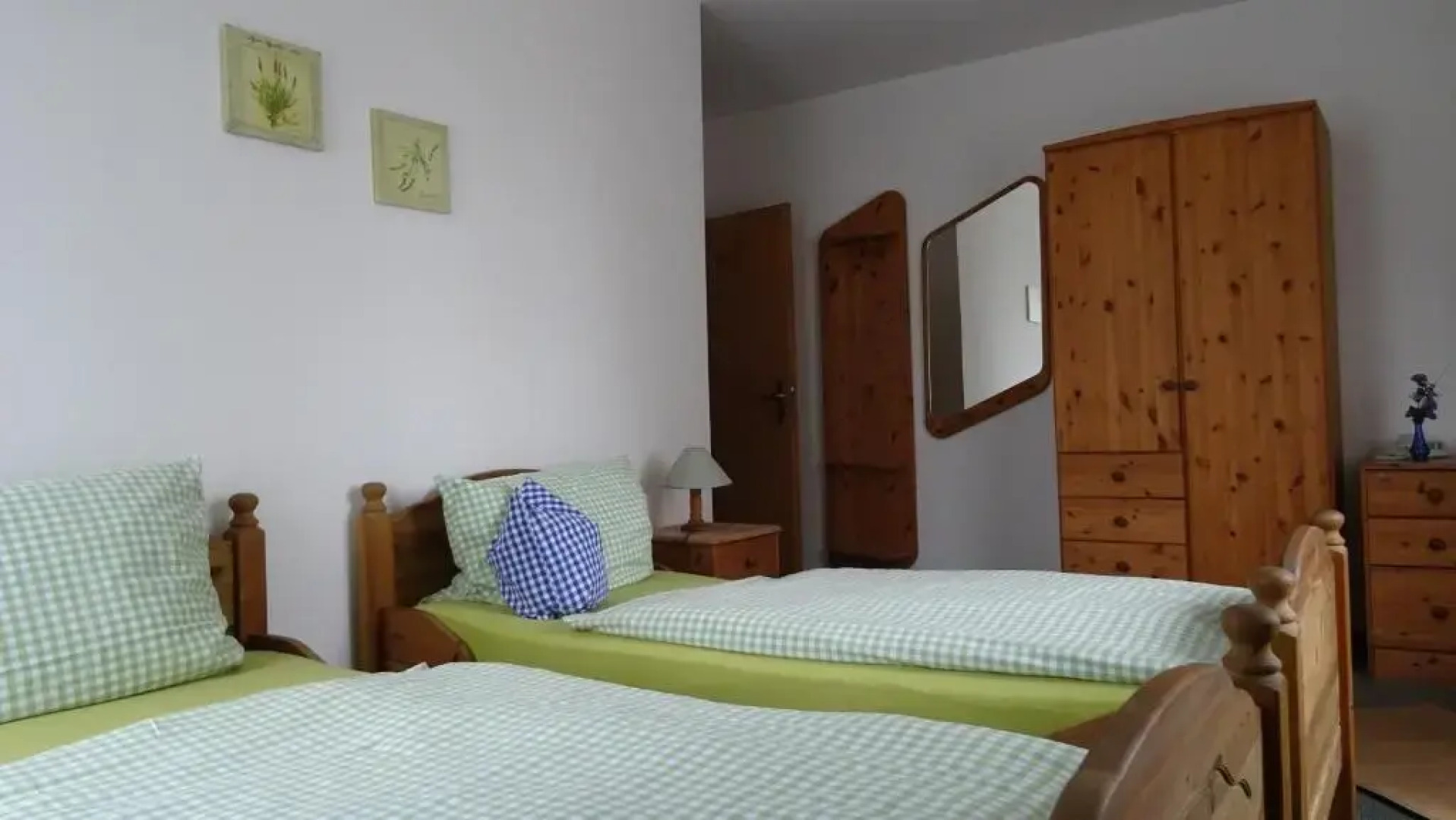 Landhotel Zum Krug Im Grunen Kranze