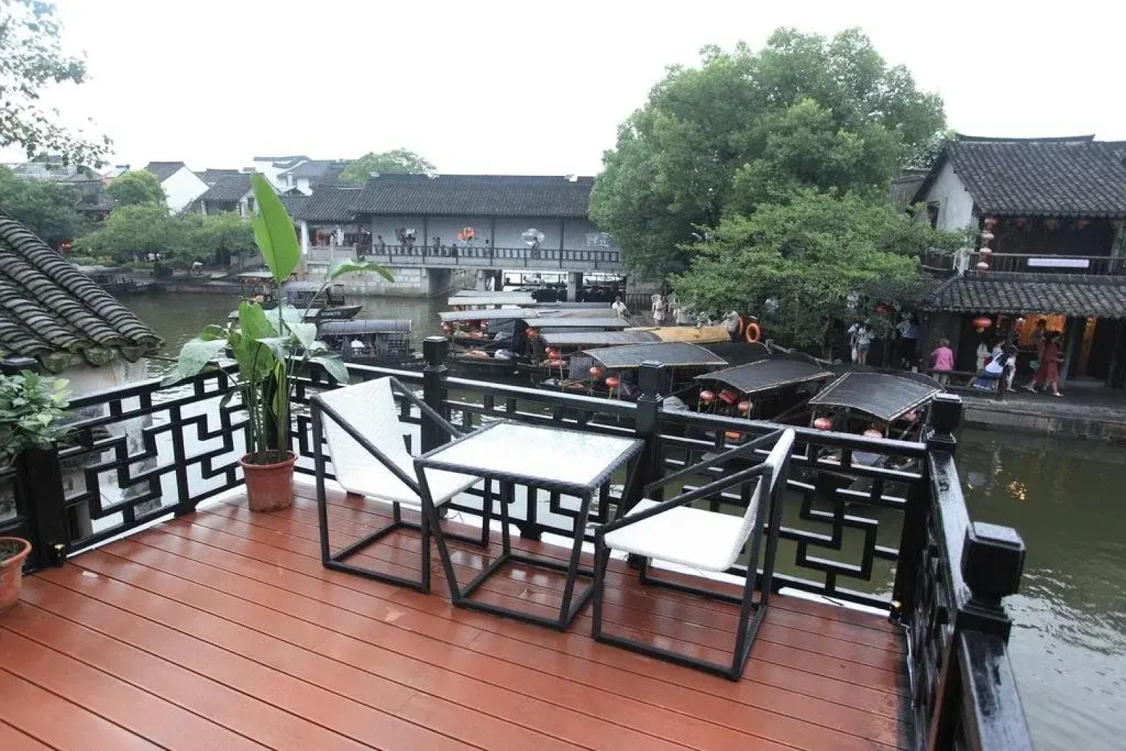 Xitang Hua Tian Hotel