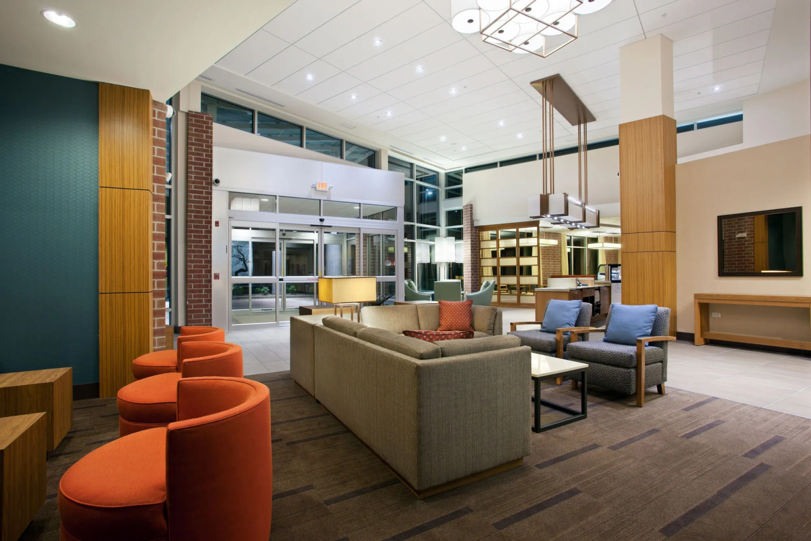 Hyatt Place at The Hollywood Casino / Pittsburgh - South