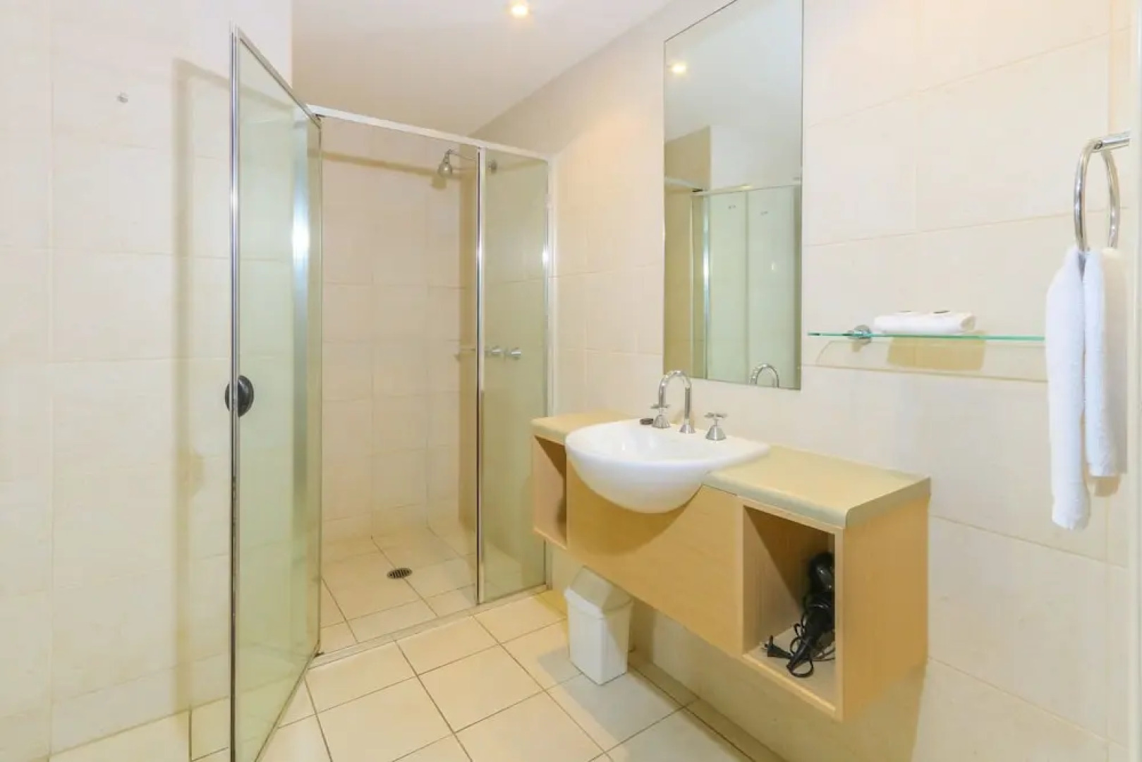 Amazing Ocean Views One Bedroom Spa Suite