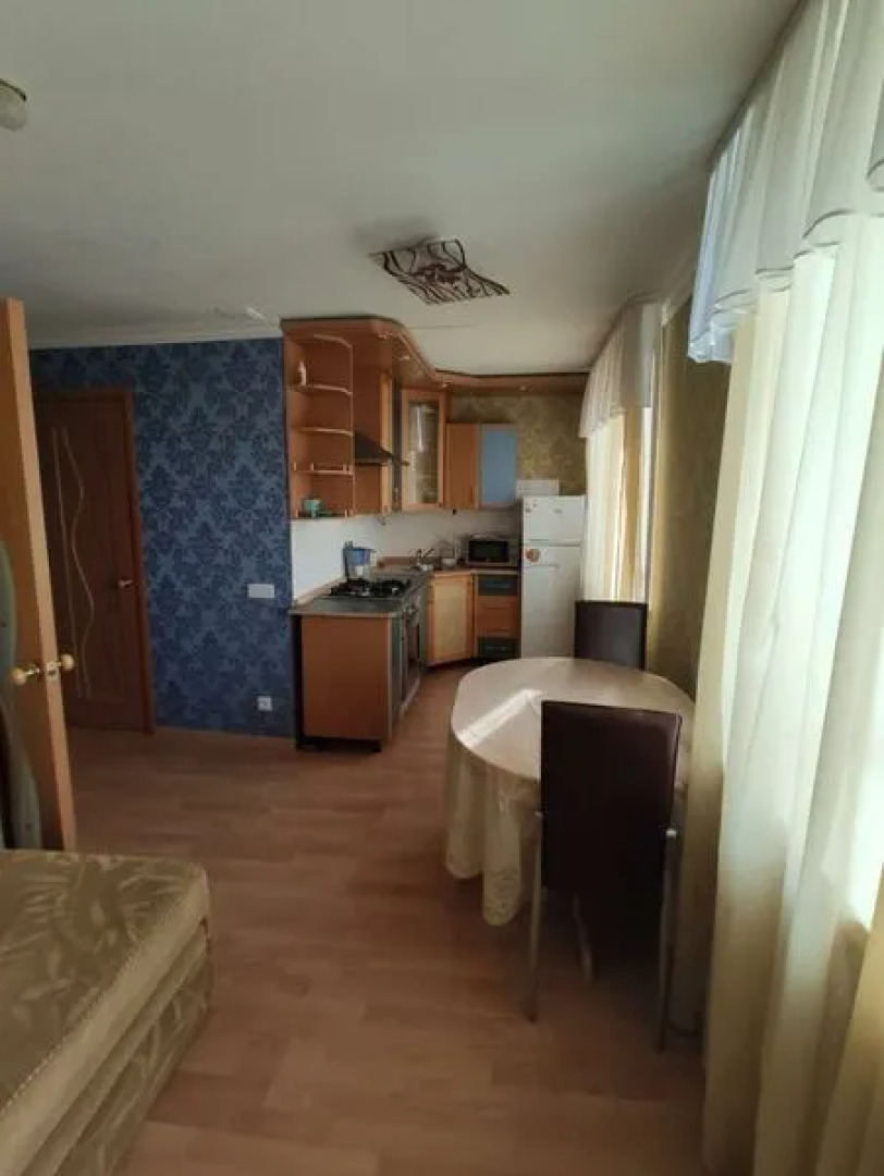 Flat on str. Mira bld. 13 Selena