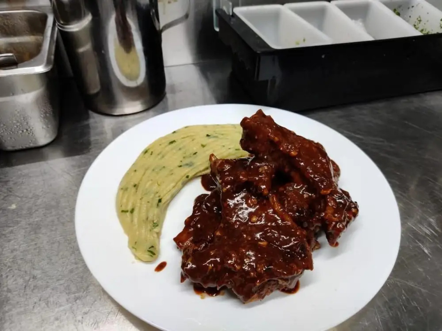 Holiday Inn Beach Resort