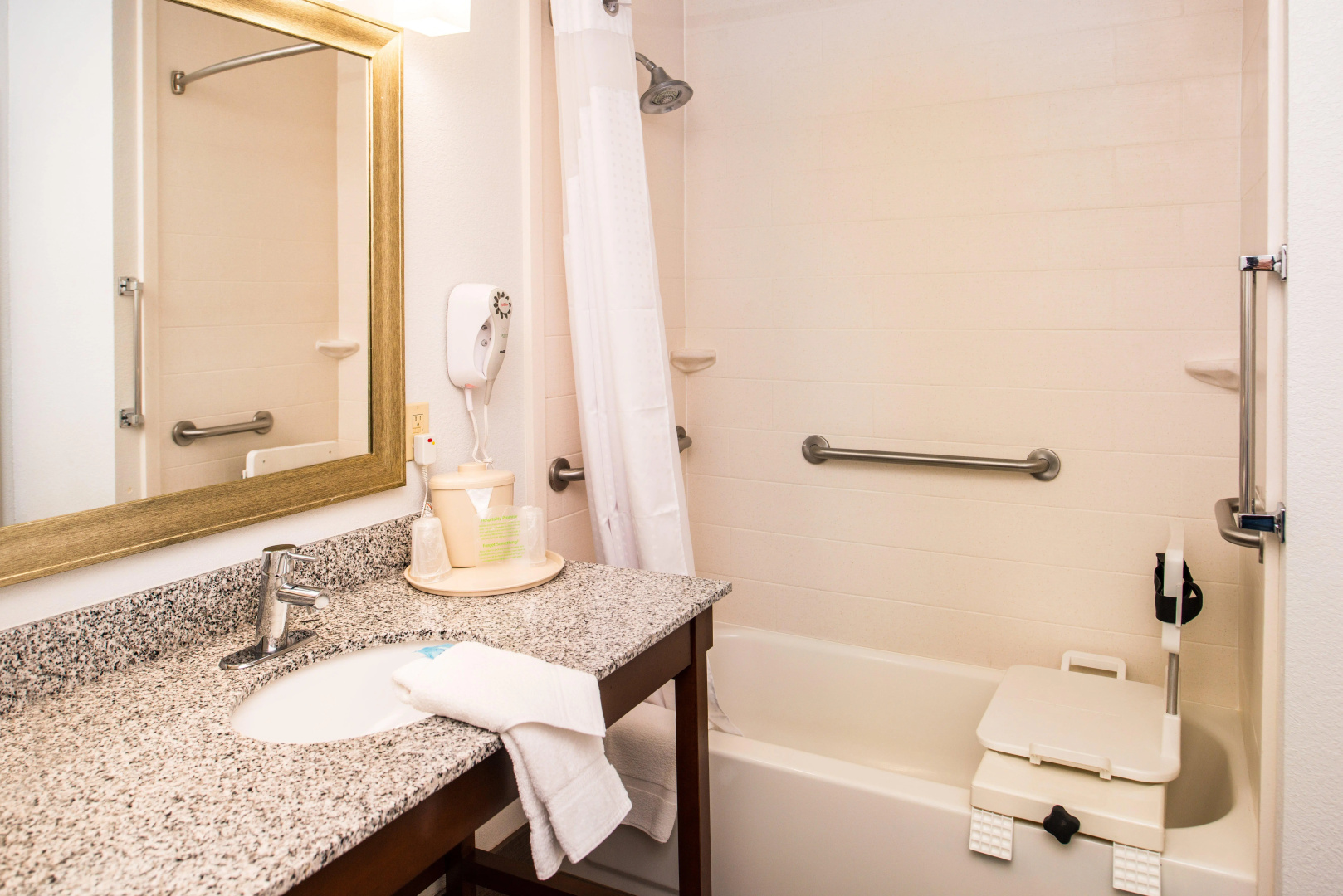 Holiday Inn Express Hotel & Suites Alamogordo Hwy 54/70 by IHG
