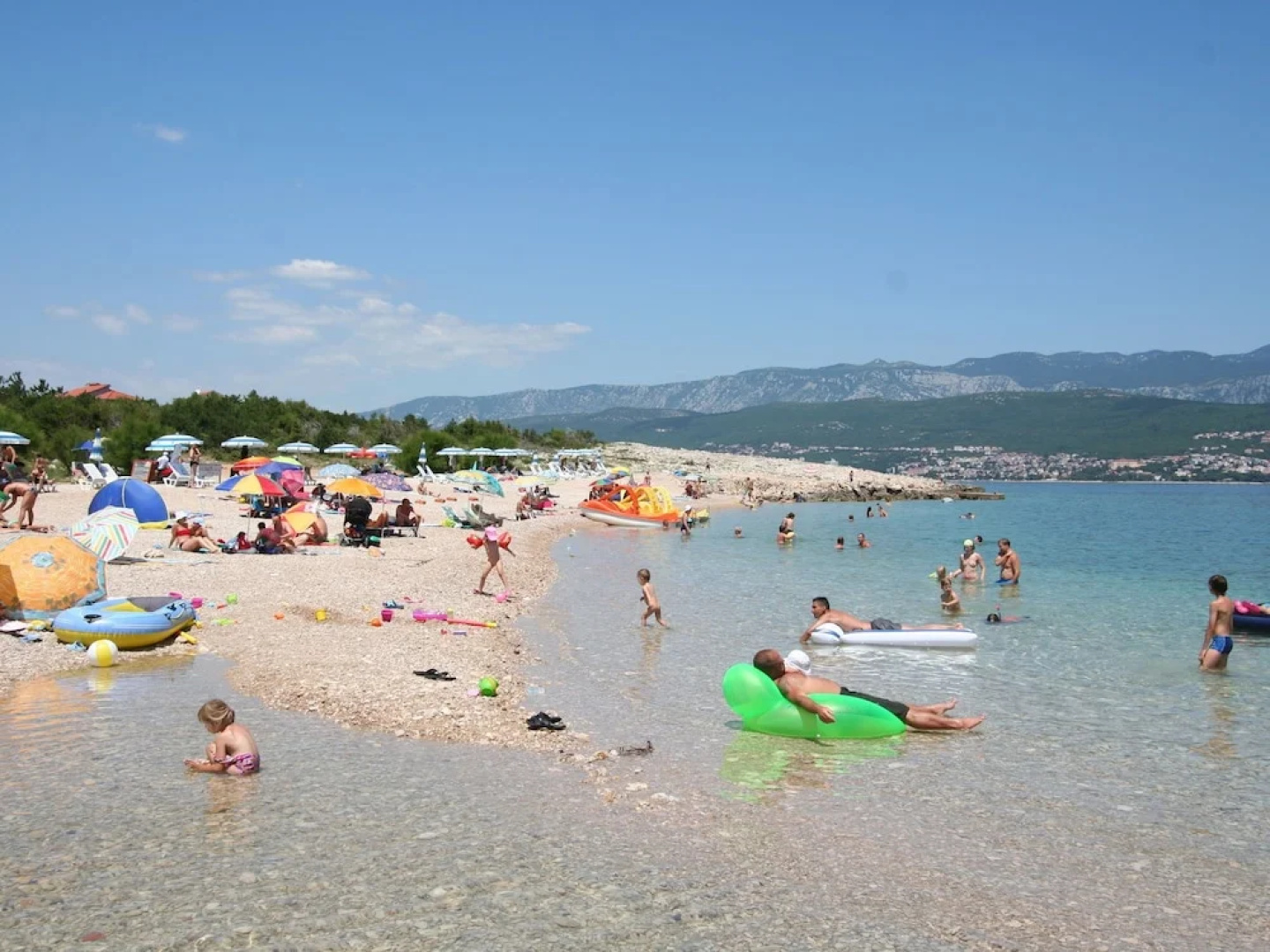 Beautiful Holiday in Krk Town, with Wifi And Roof Terrace, 300 Meters From Beach