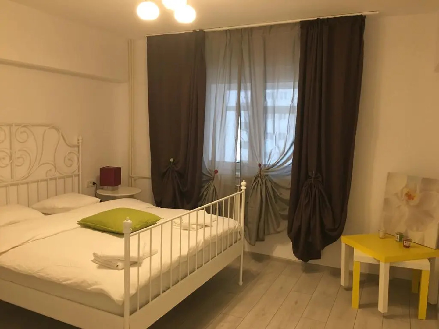 Green Apartment Mircea Voda