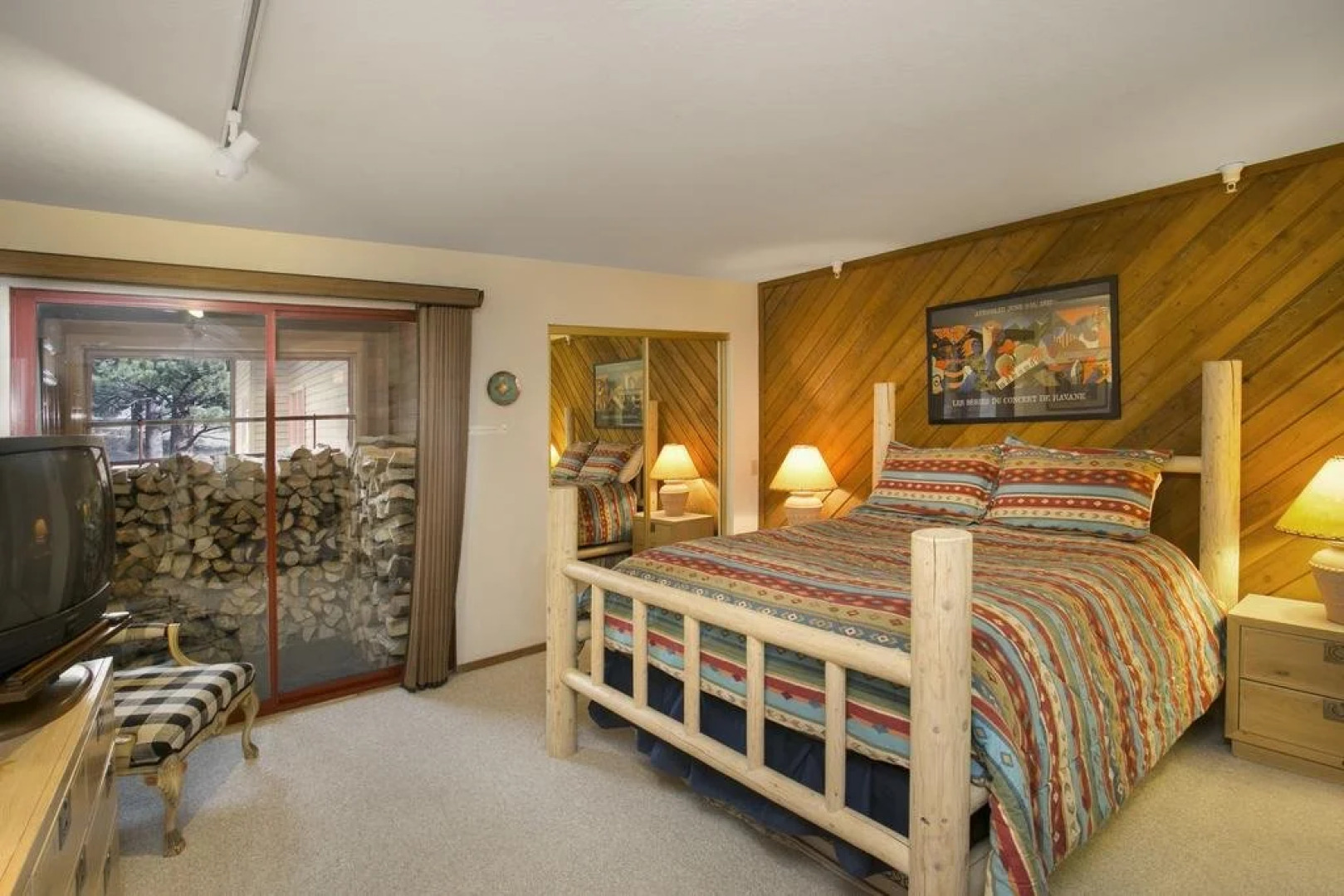 Aspen Creek by 101 Great Escapes