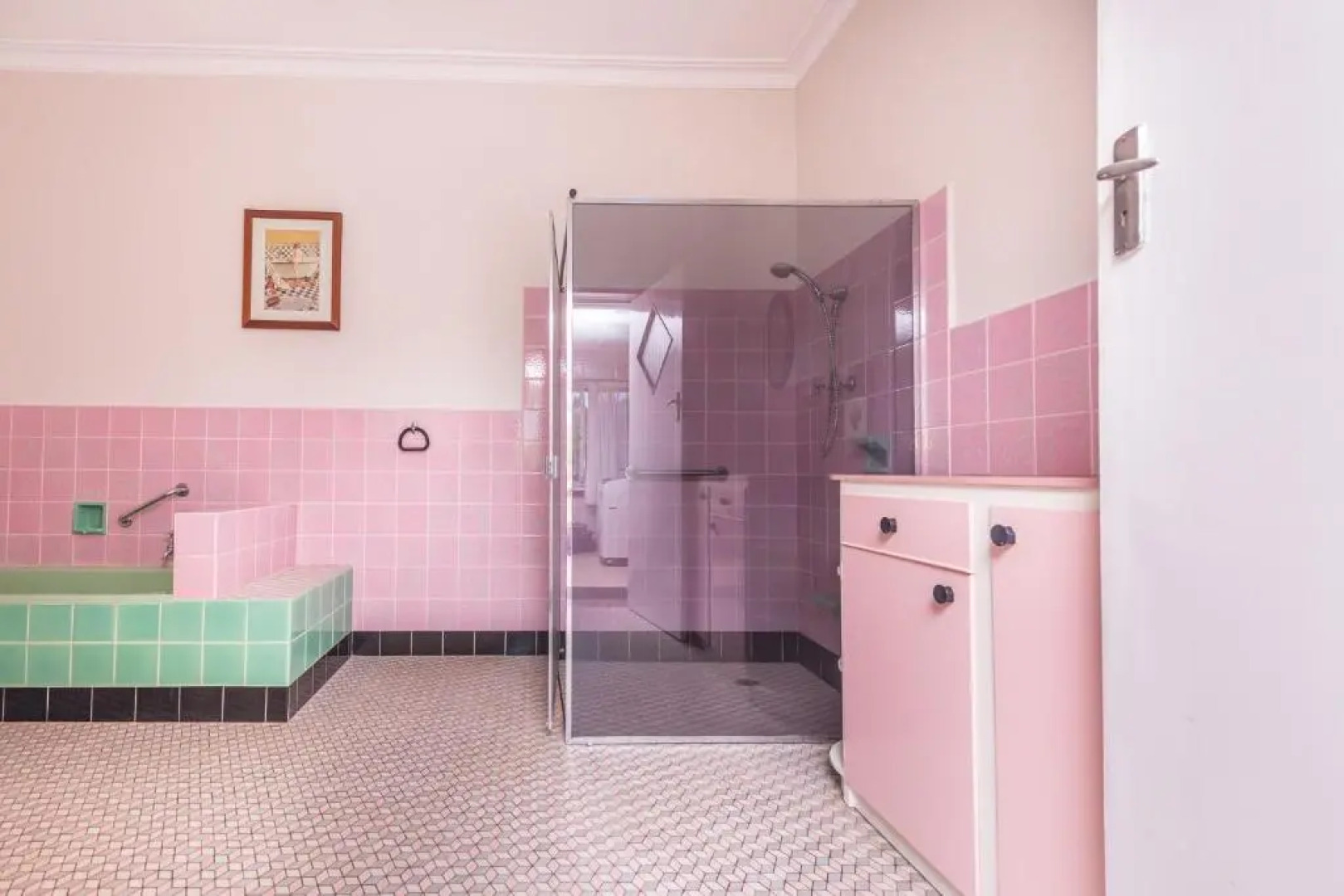 River Views in the Heart of Town