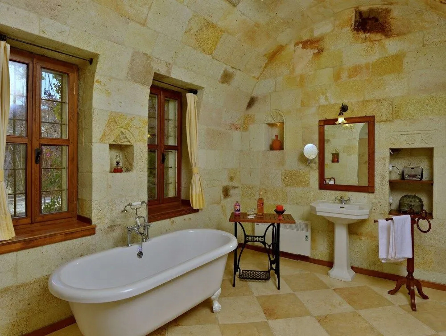 Esbelli Evi Cave Hotel