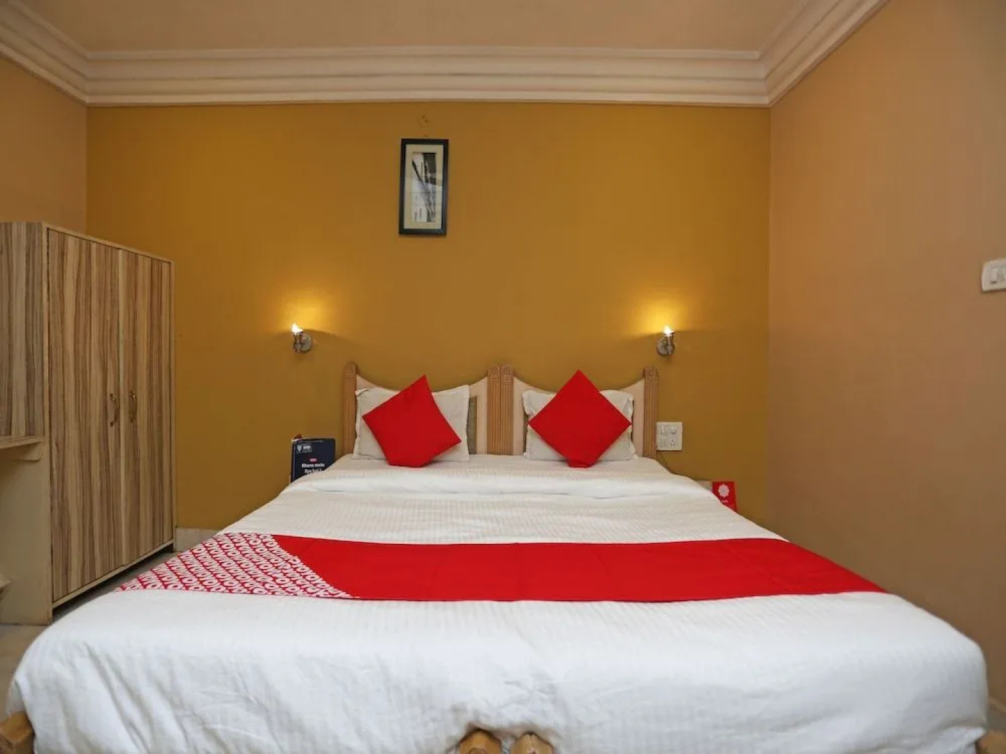 OYO 24860 Hotel Shiva International